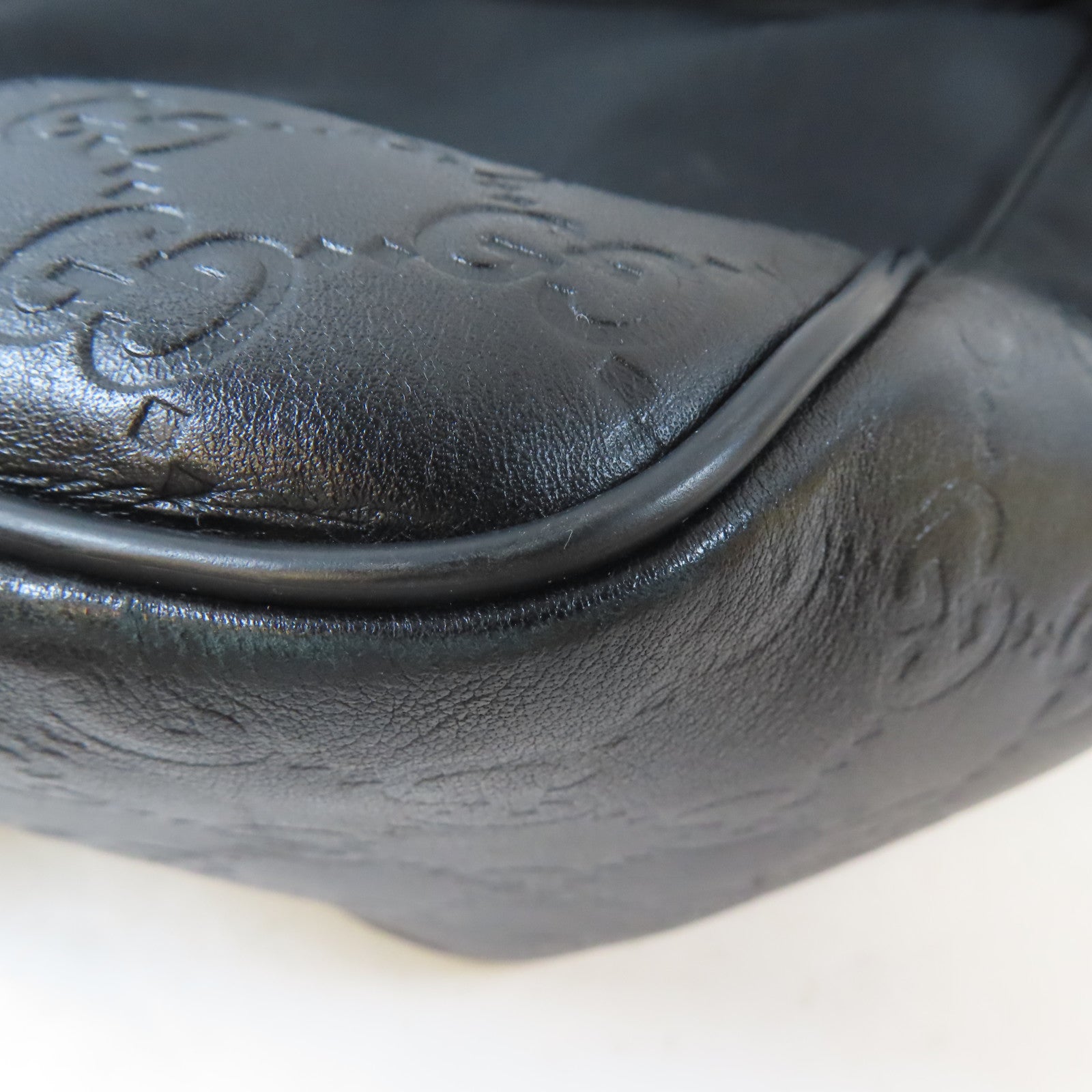 GUCCI 尼龍Shoulder Bag銀扣肩背袋黑色