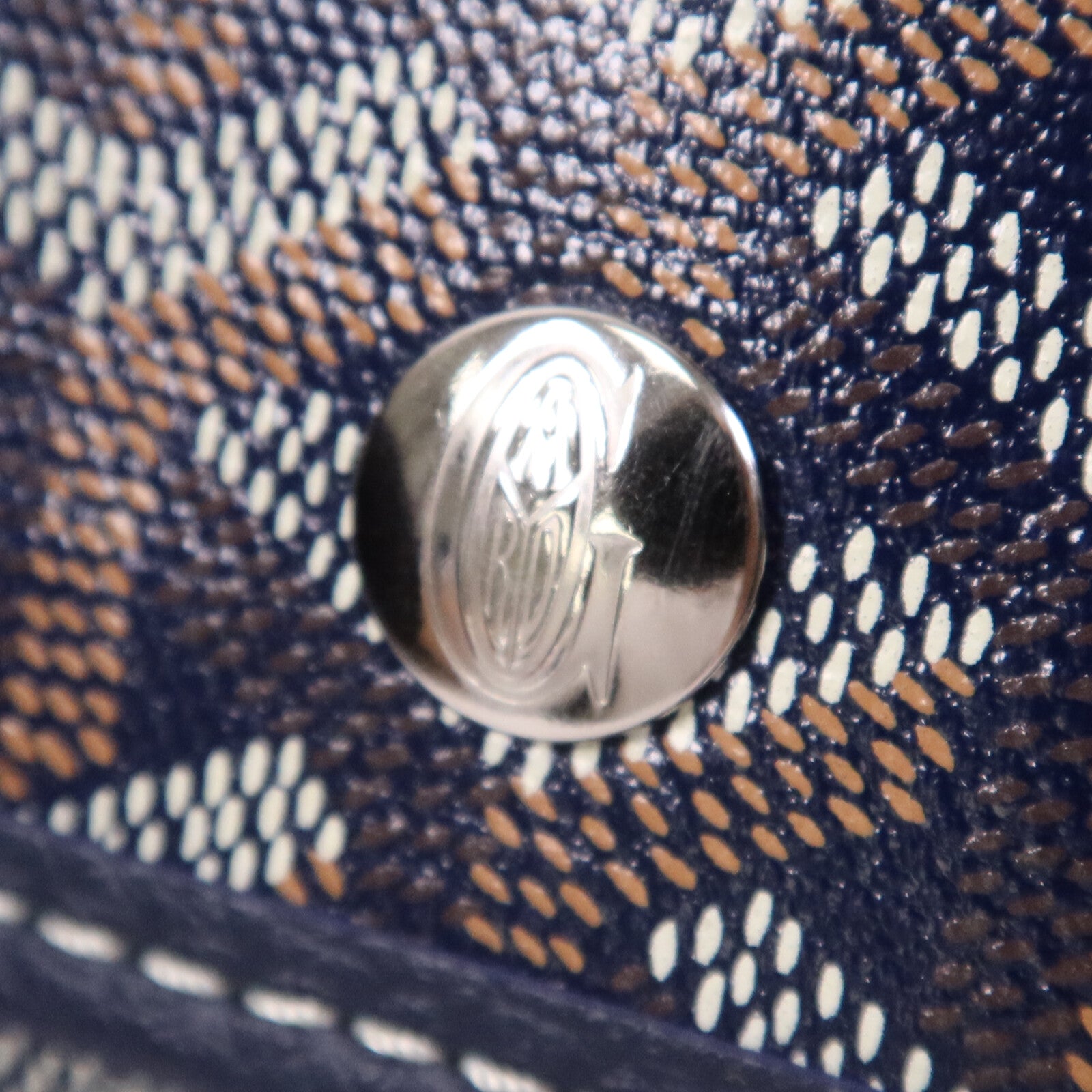 GOYARD 塗層帆布Boheme Hobo銀扣肩背袋