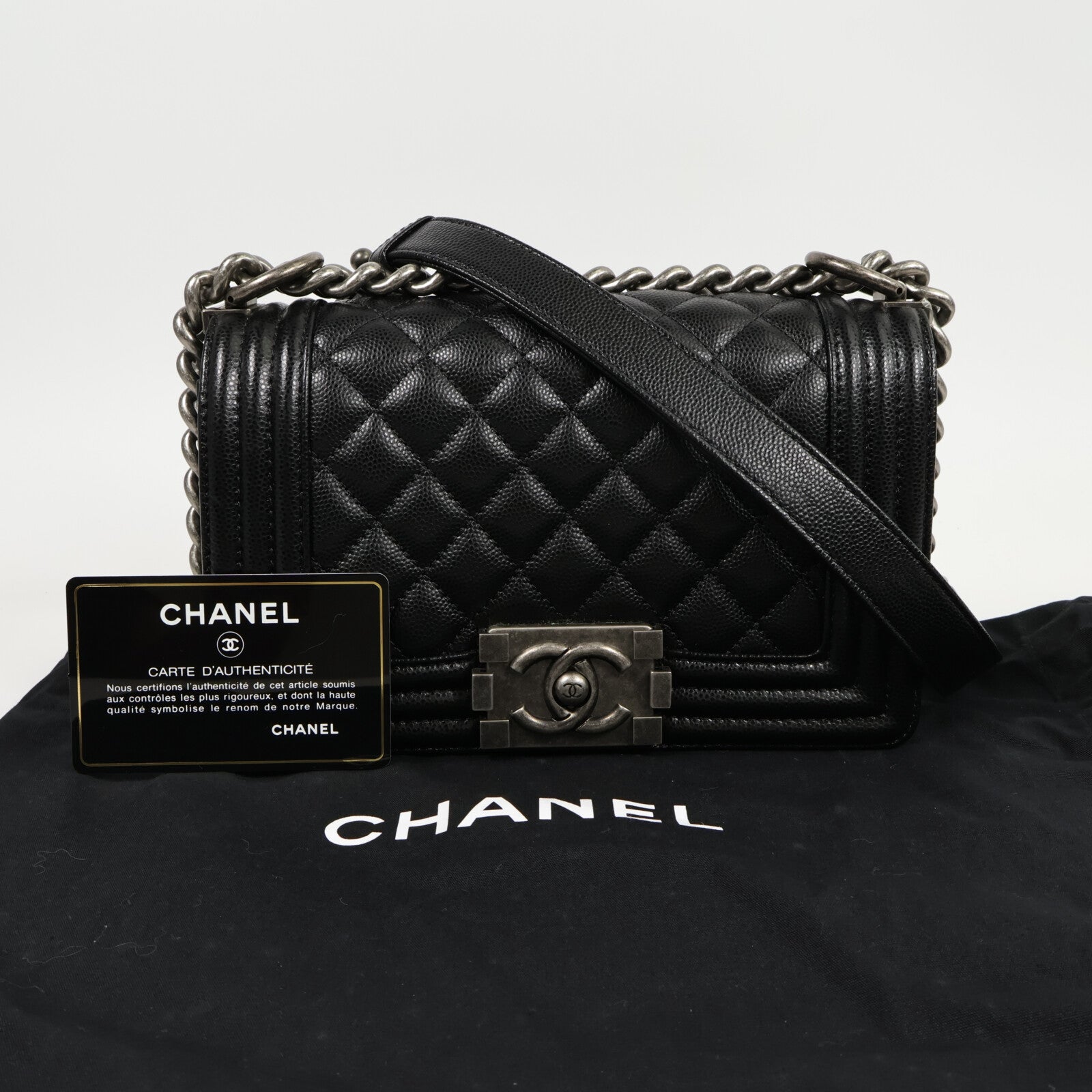CHANEL 牛皮皮革Boy 20鏈帶肩背袋