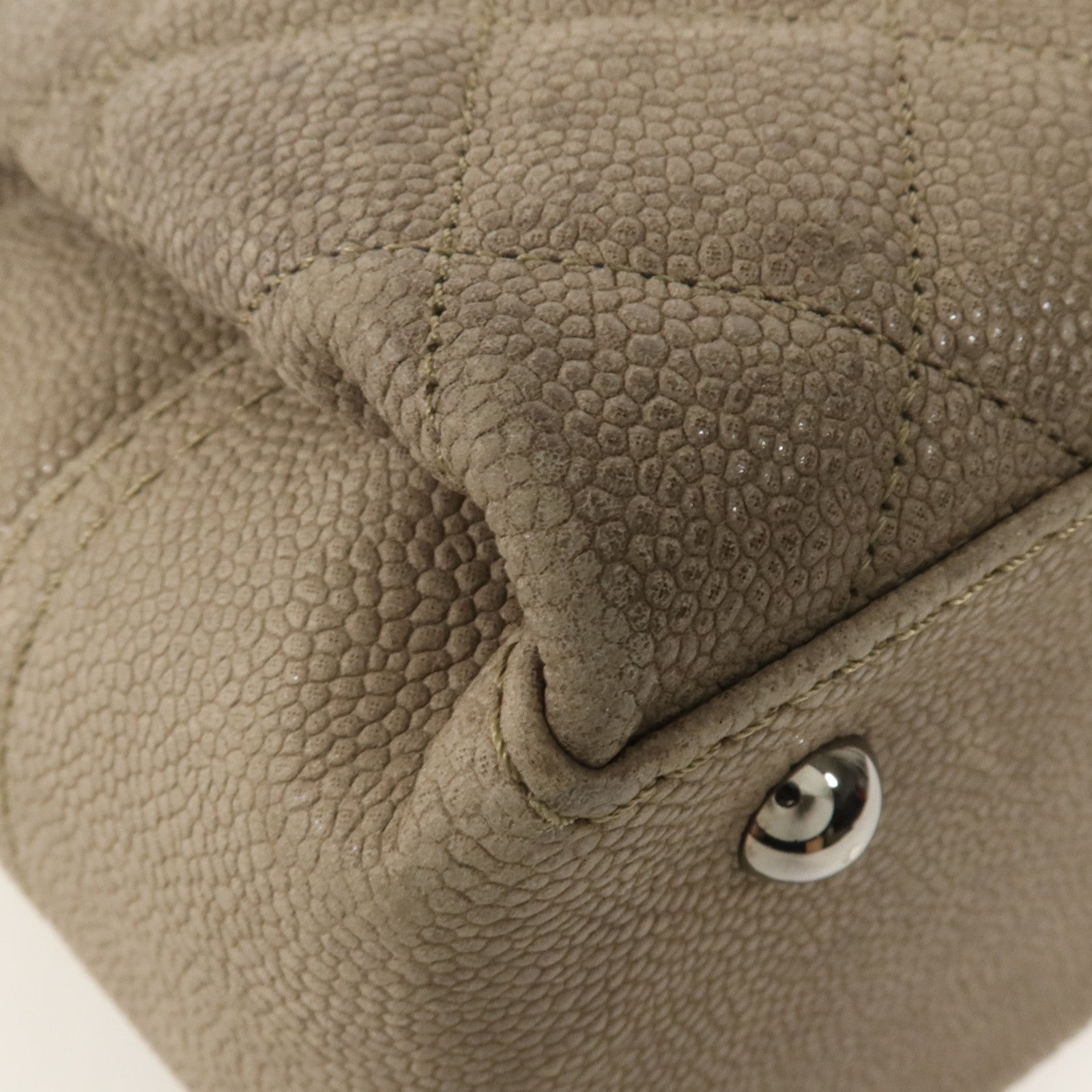 CHANEL 牛皮皮革Shoulder Bag銀扣肩背袋