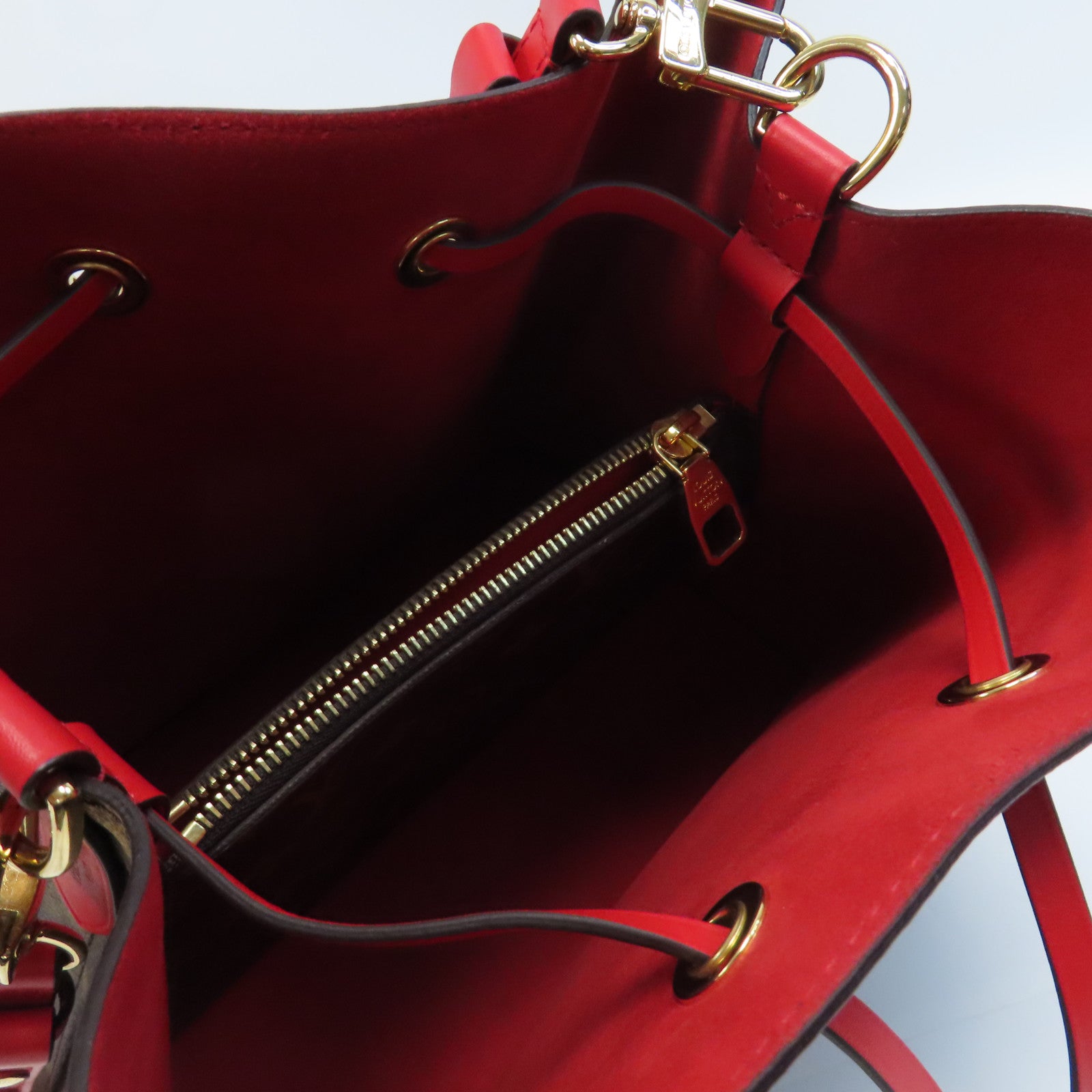 LOUIS VUITTON Monogram Neo Noe MM金扣肩背袋啡色/紅色