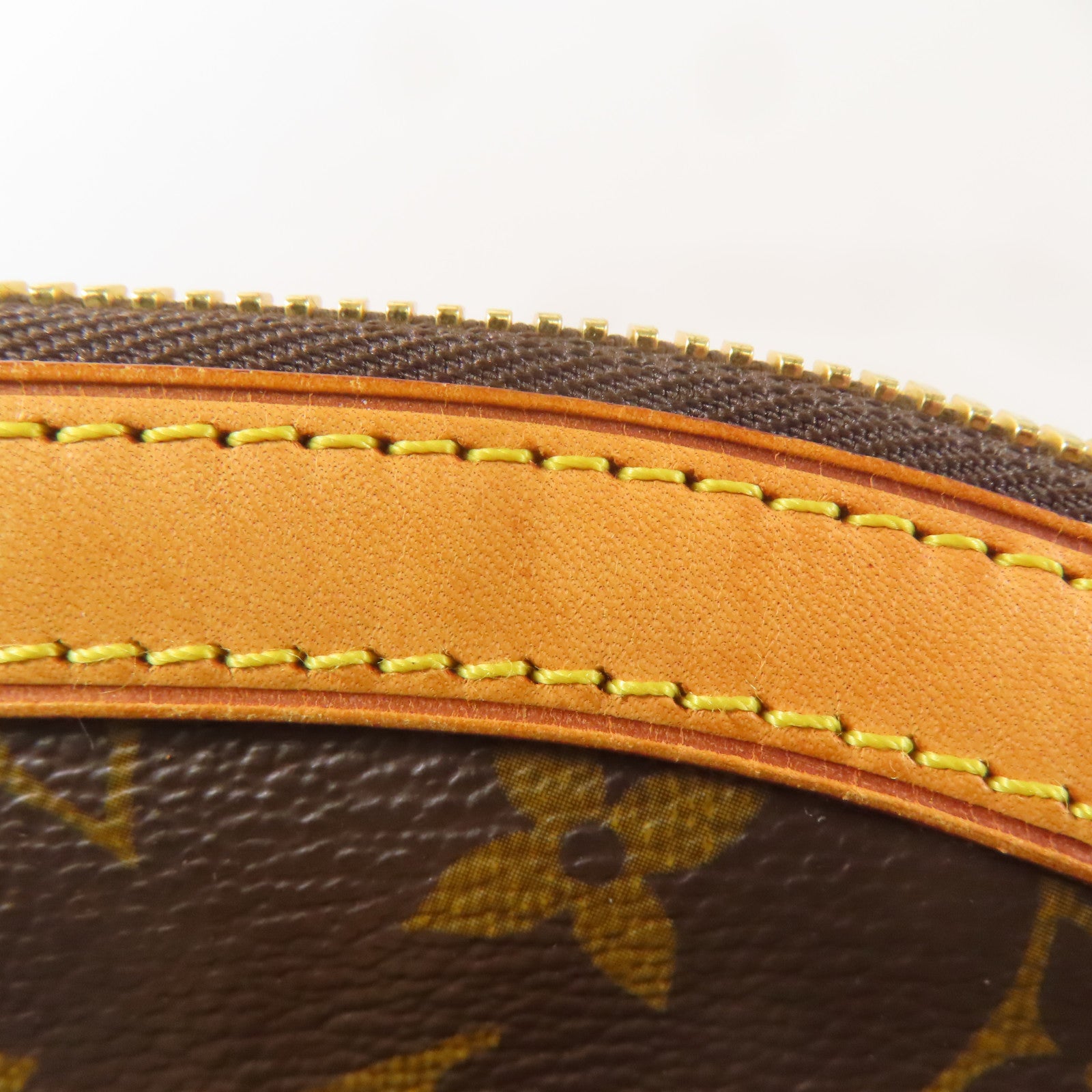 LOUIS VUITTON【激減優惠】 Monogram Tivoli GM金扣肩背袋棕色