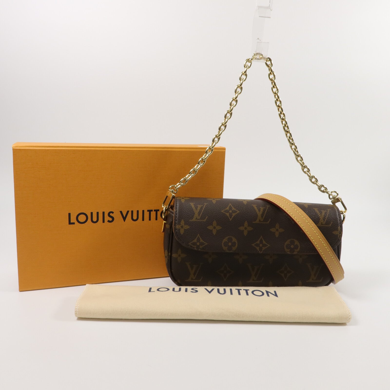 LOUIS VUITTON Monogram Wallet On Chain Ivy肩背袋