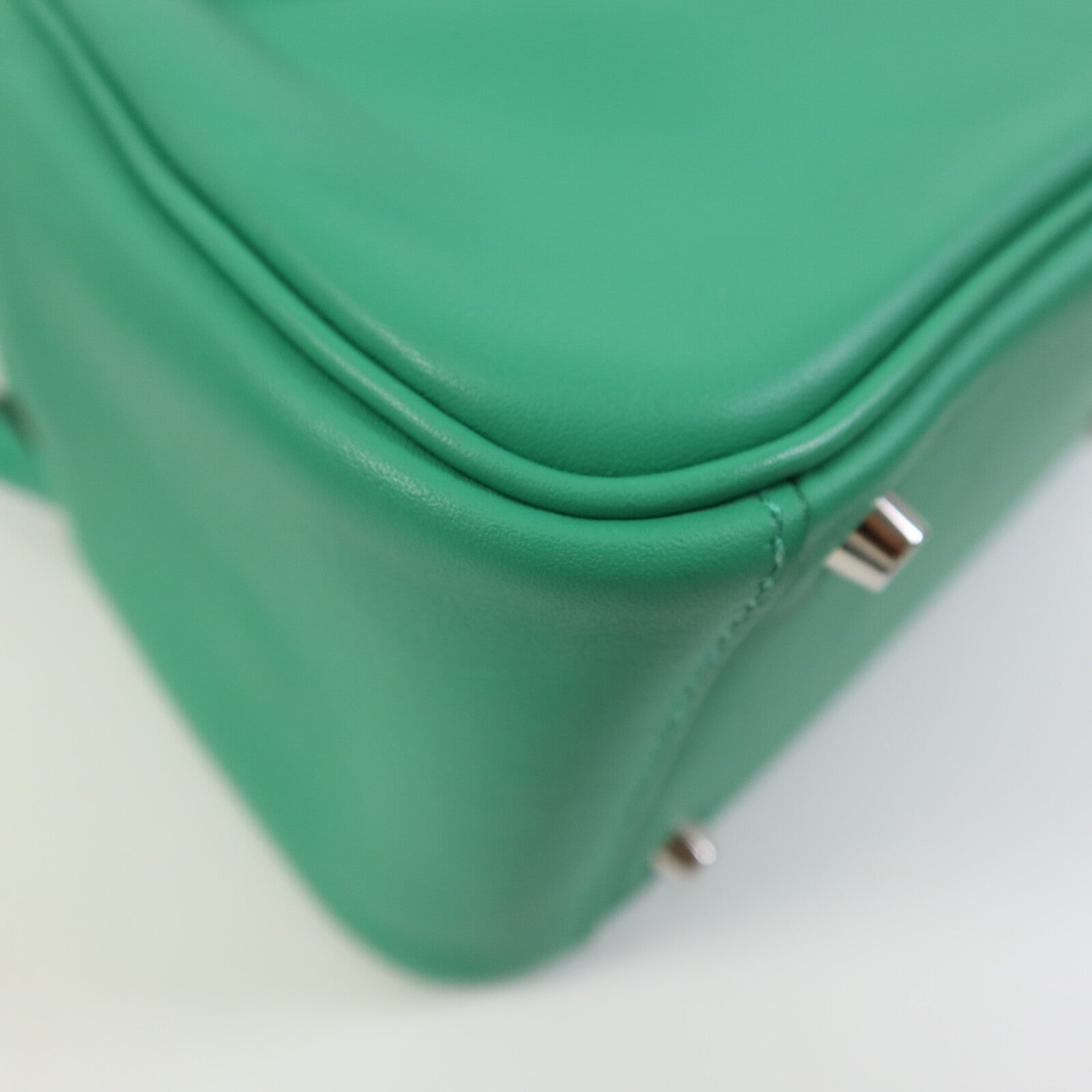 HERMES Swift皮革Mini Lindy金扣手挽肩背兩用袋Menthe