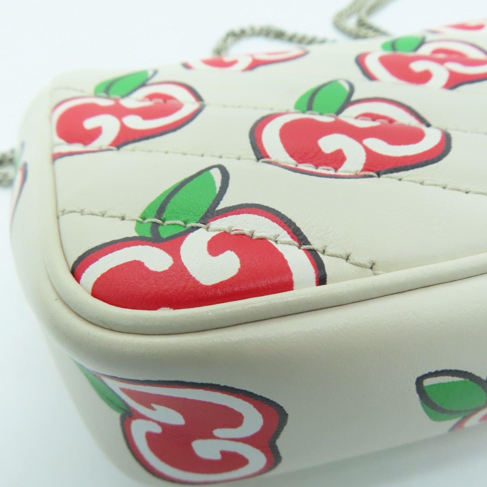 GUCCI 【激減優惠】牛皮皮革Mini Shoulder Bag銀扣鏈帶肩背袋白色