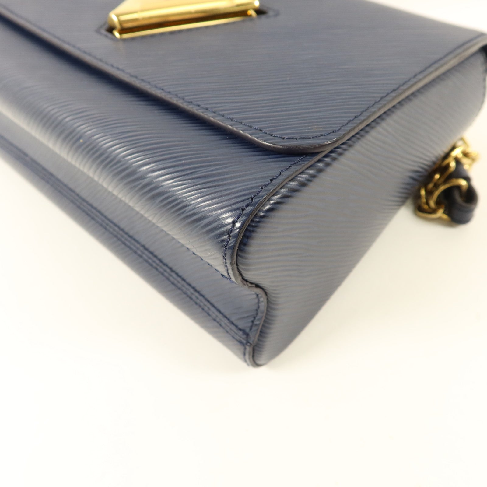 LOUIS VUITTON Epi Twist MM金扣鏈帶肩背袋