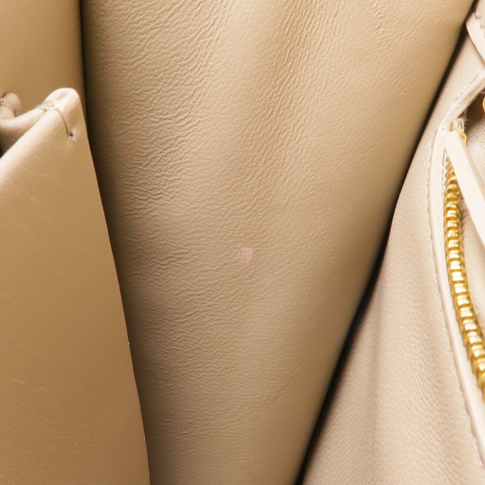 Dior 牛皮皮革30 Montaigne Shoulder Bag金扣肩背袋