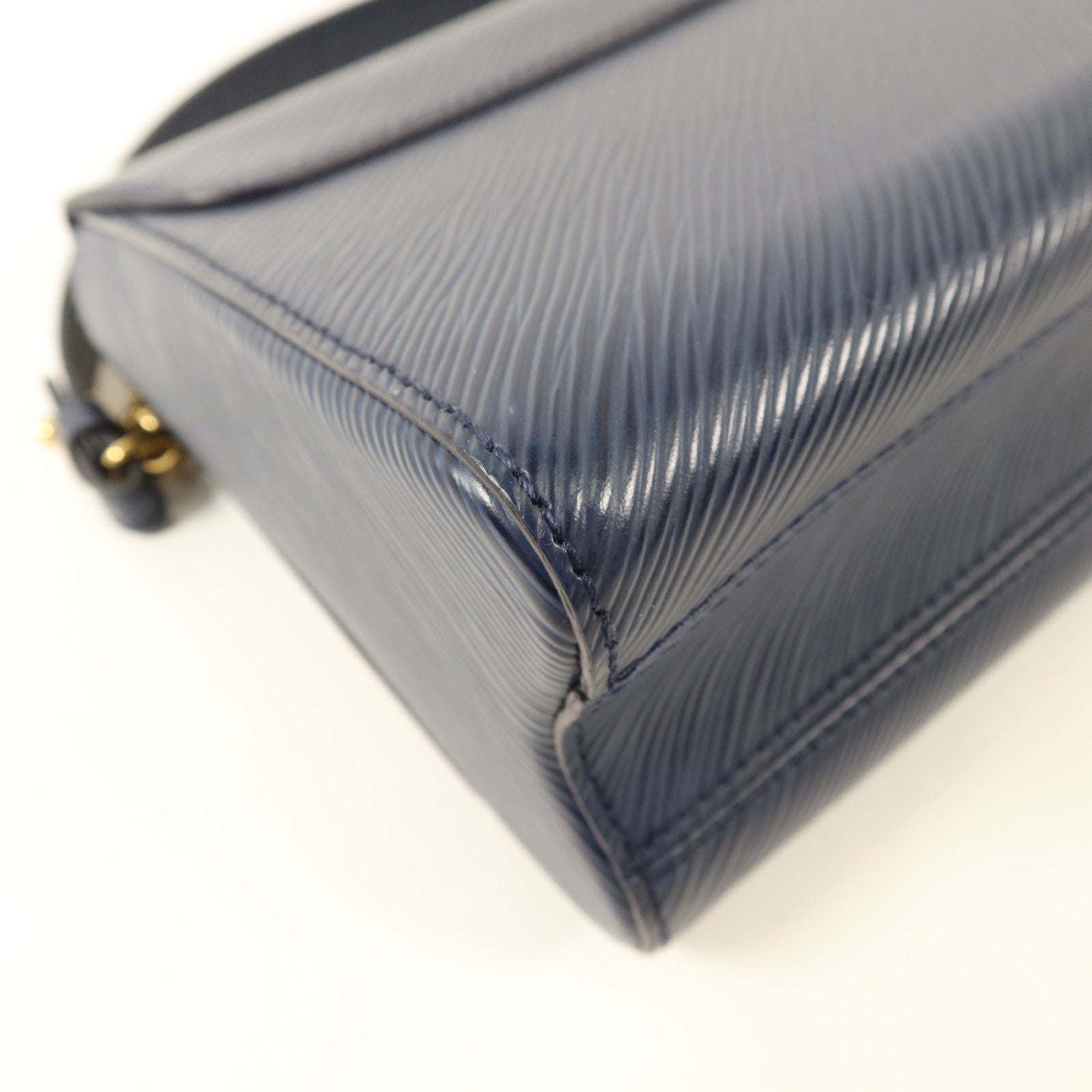 LOUIS VUITTON Epi Twist MM金扣鏈帶肩背袋