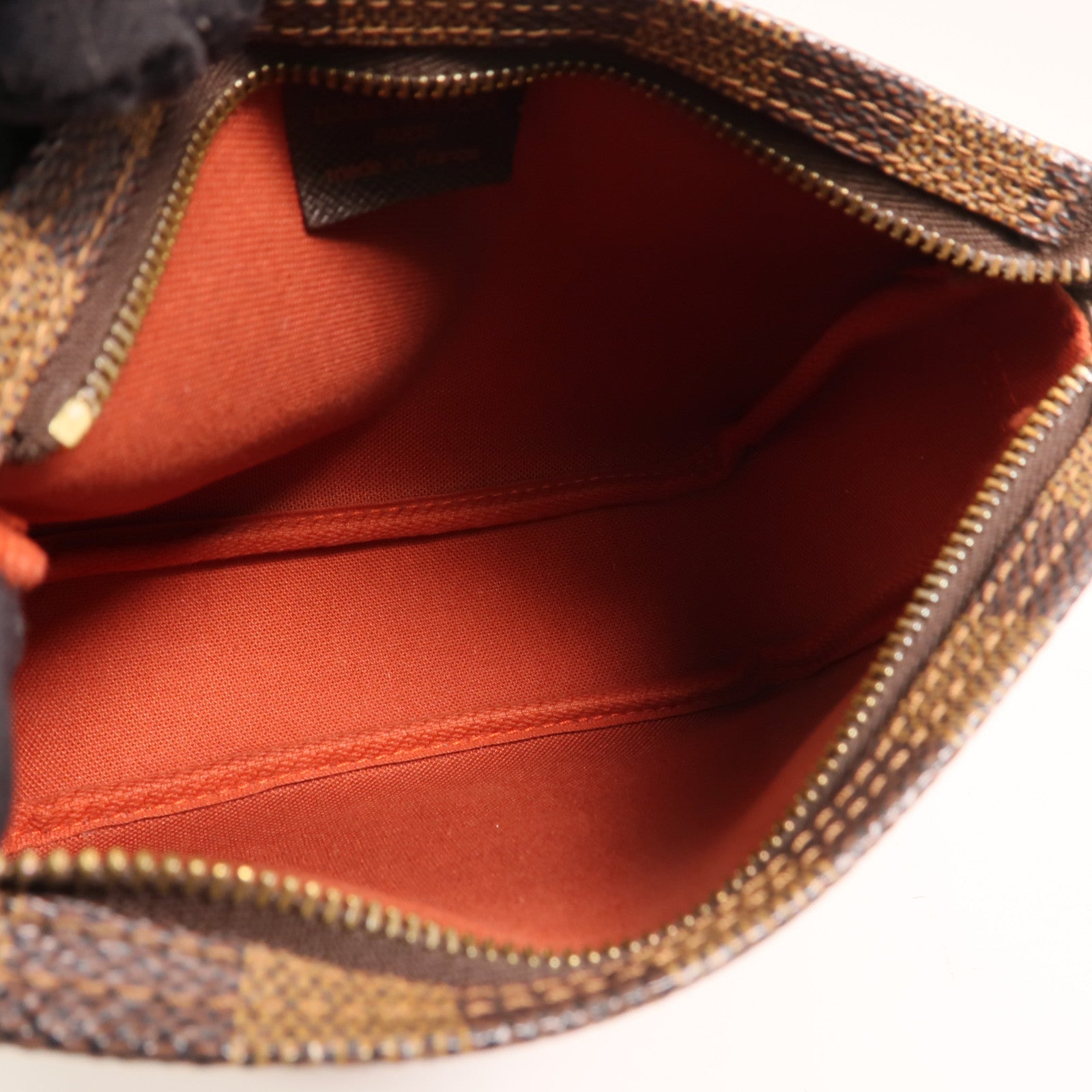 LOUIS VUITTON Damier Trousse Pochette金扣手挽袋