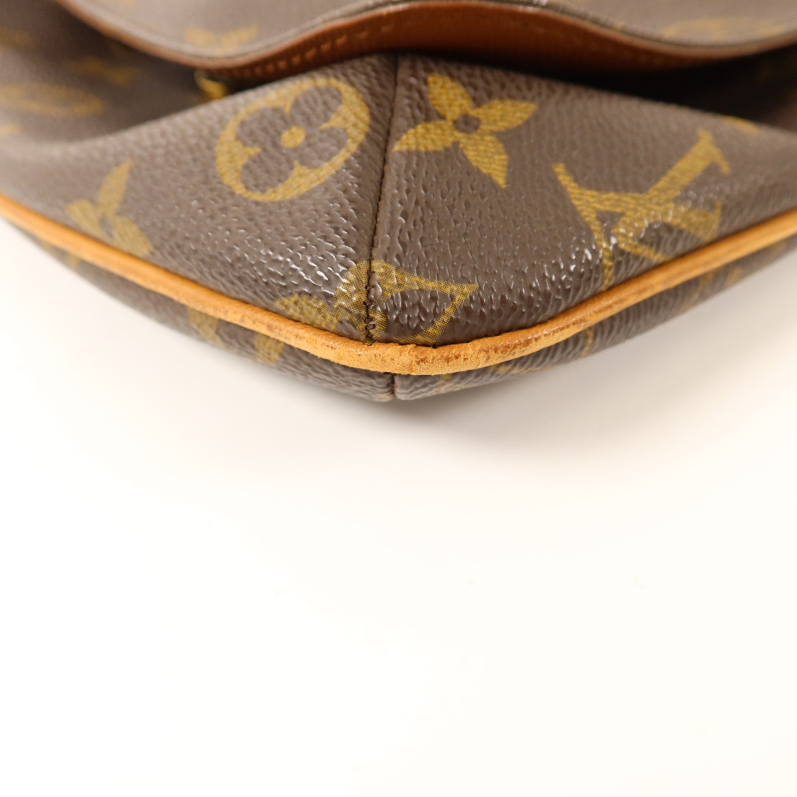LOUIS VUITTON 【激減優惠】Monogram Musette Salsa Short金扣肩背袋