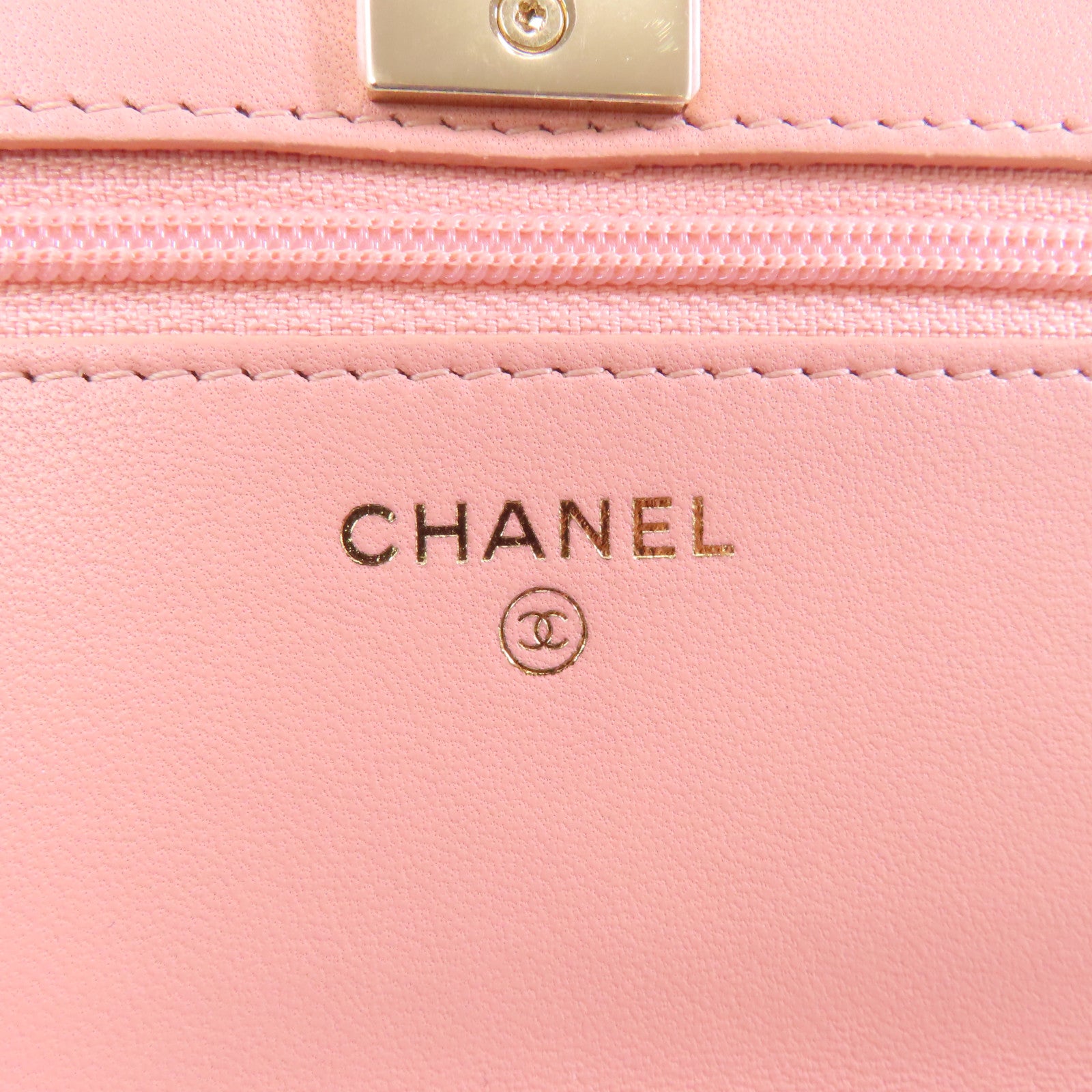 CHANEL 菱格羊皮皮革Chain Shoulder金扣鏈帶肩背袋粉紅色