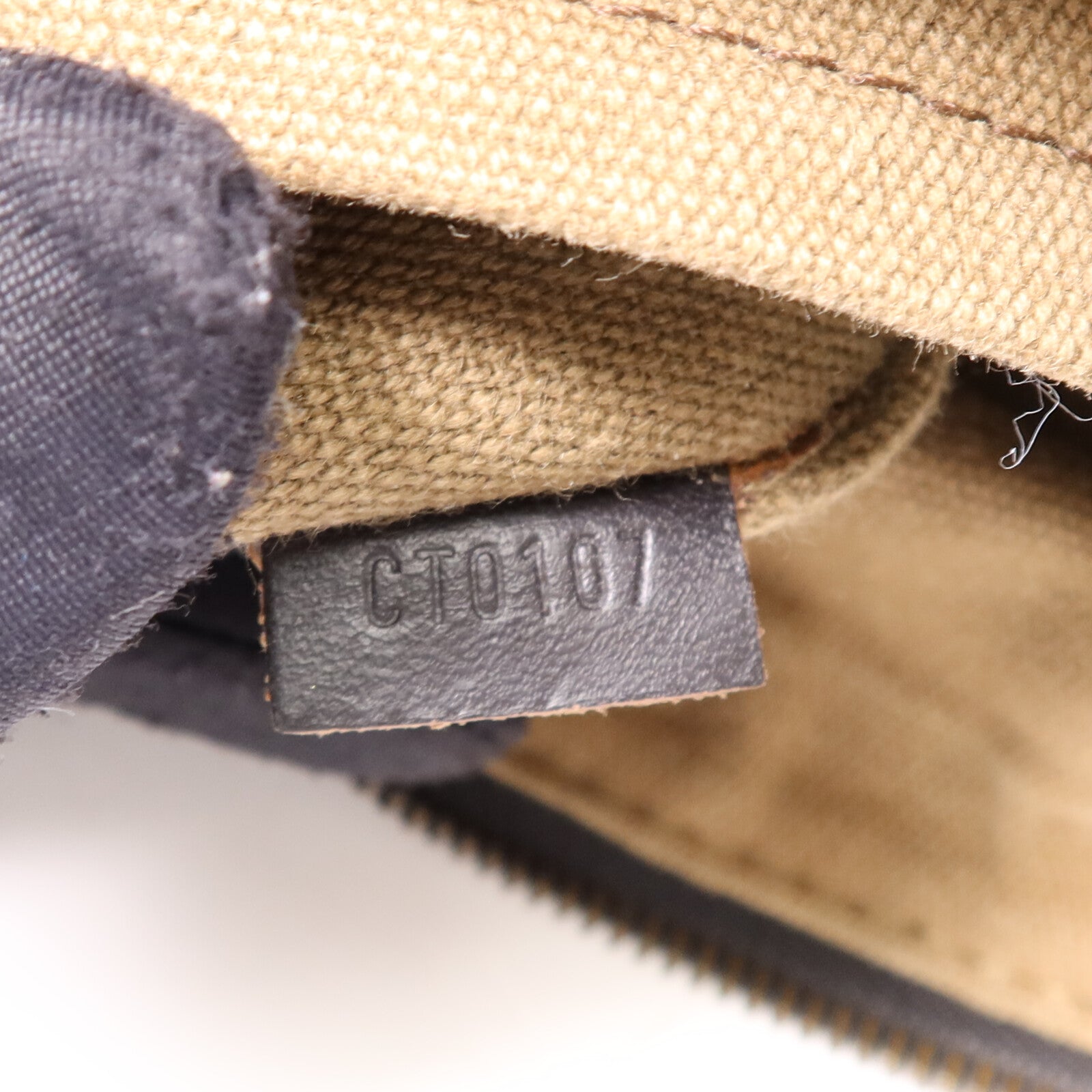 LOUIS VUITTON 牛皮皮革Whichita金扣肩背袋