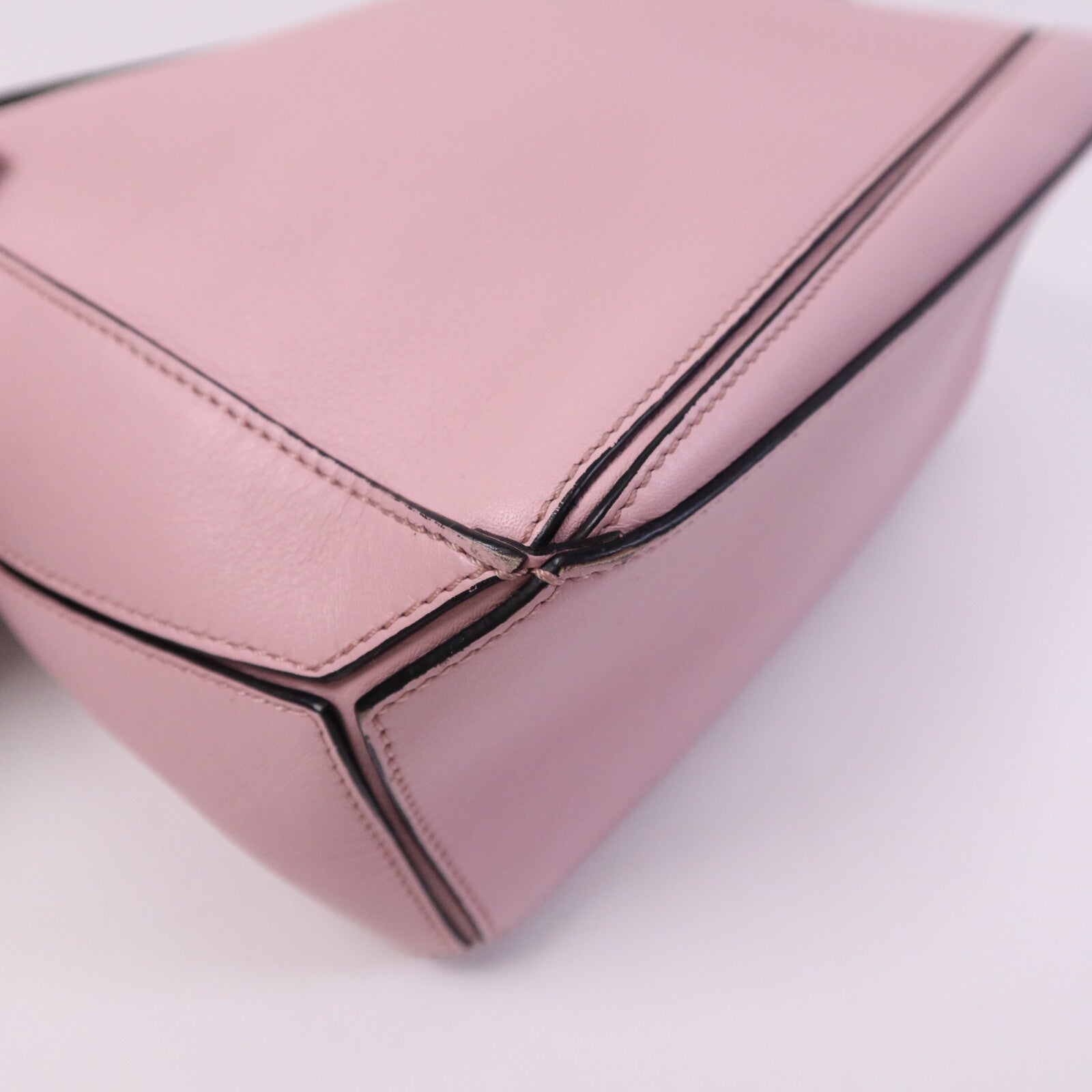 LOEWE 牛皮皮革Puzzle Small銀扣手挽肩背兩用袋