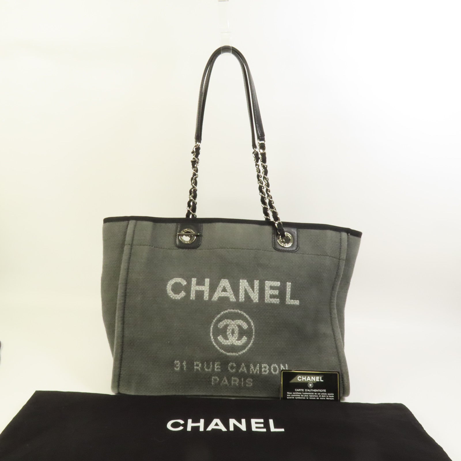 CHANEL 帆布Deauville銀扣鏈帶肩背袋