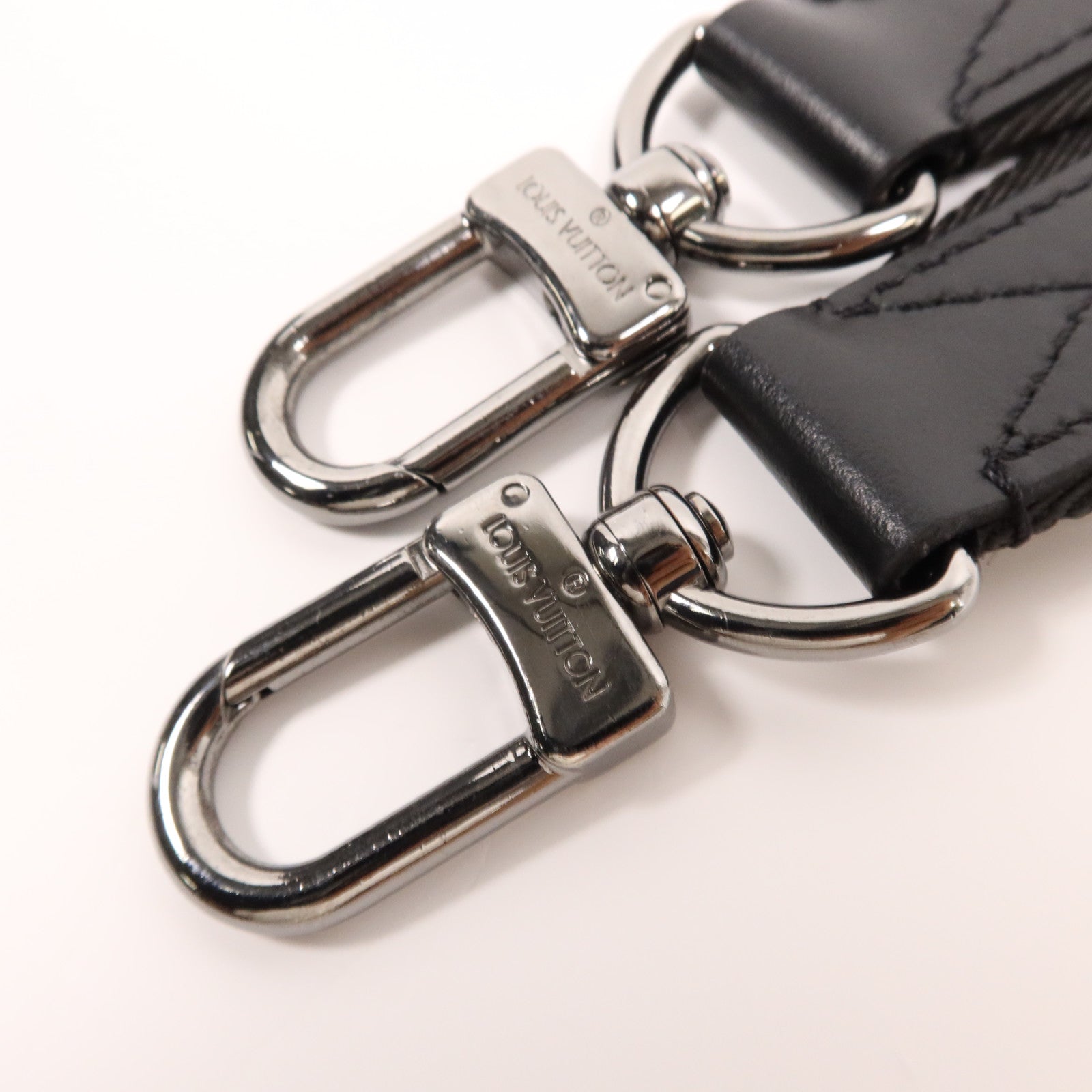 LOUIS VUITTON Monogram Eclipse City Keepall手挽肩背兩用袋