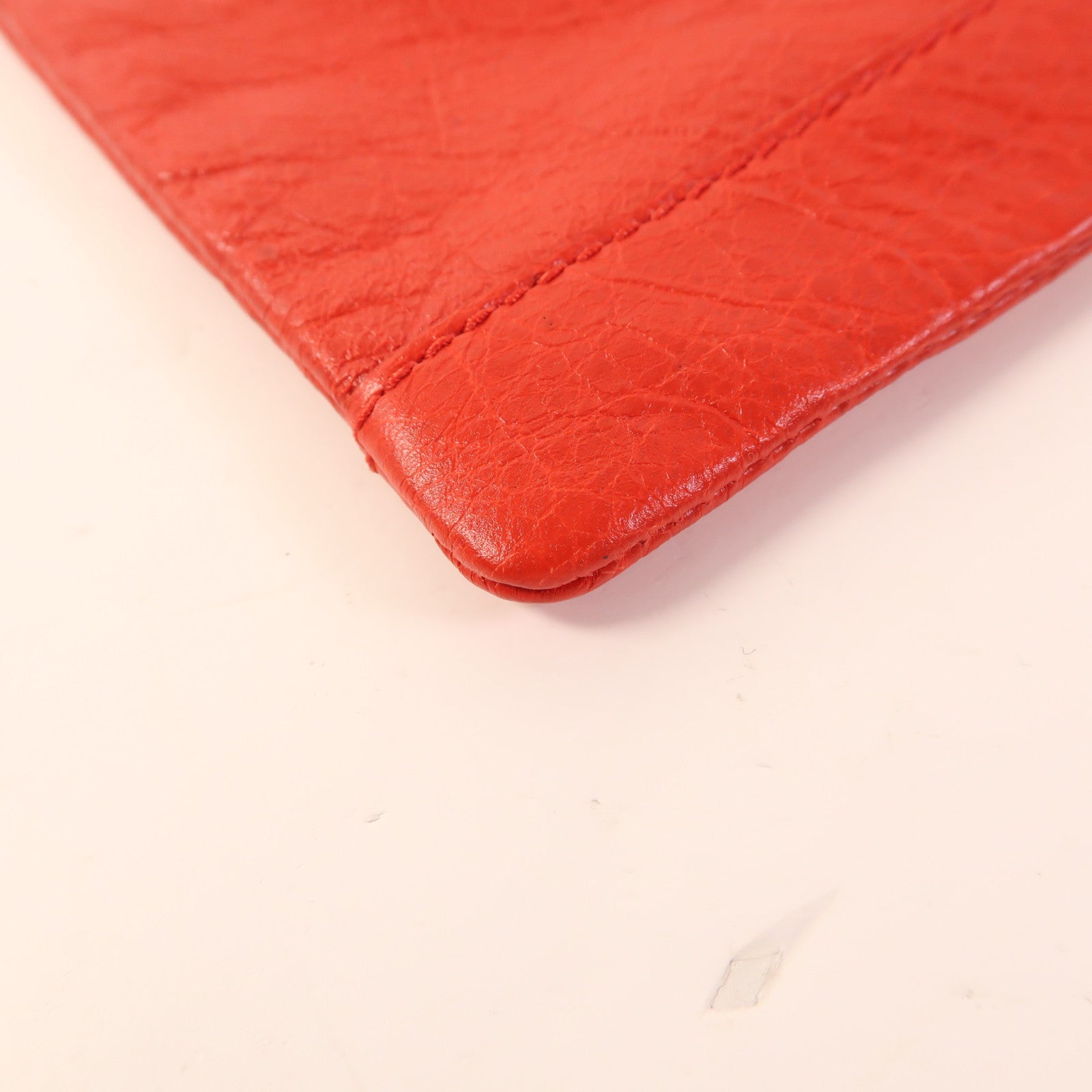 BALENCIAGA 牛皮皮革Pouch金扣手拿包