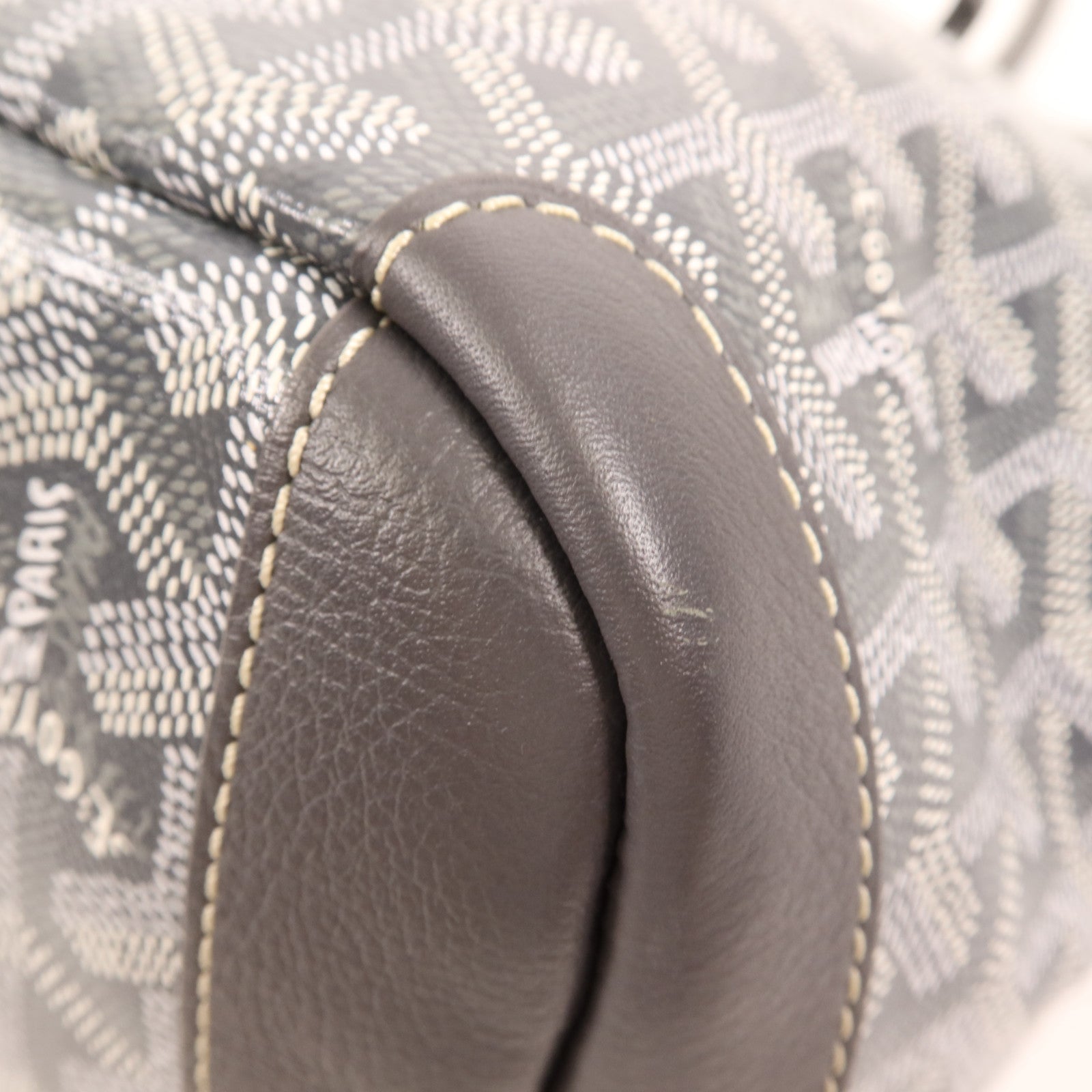GOYARD 【激減優惠】塗層帆布Artois MM銀扣肩背袋