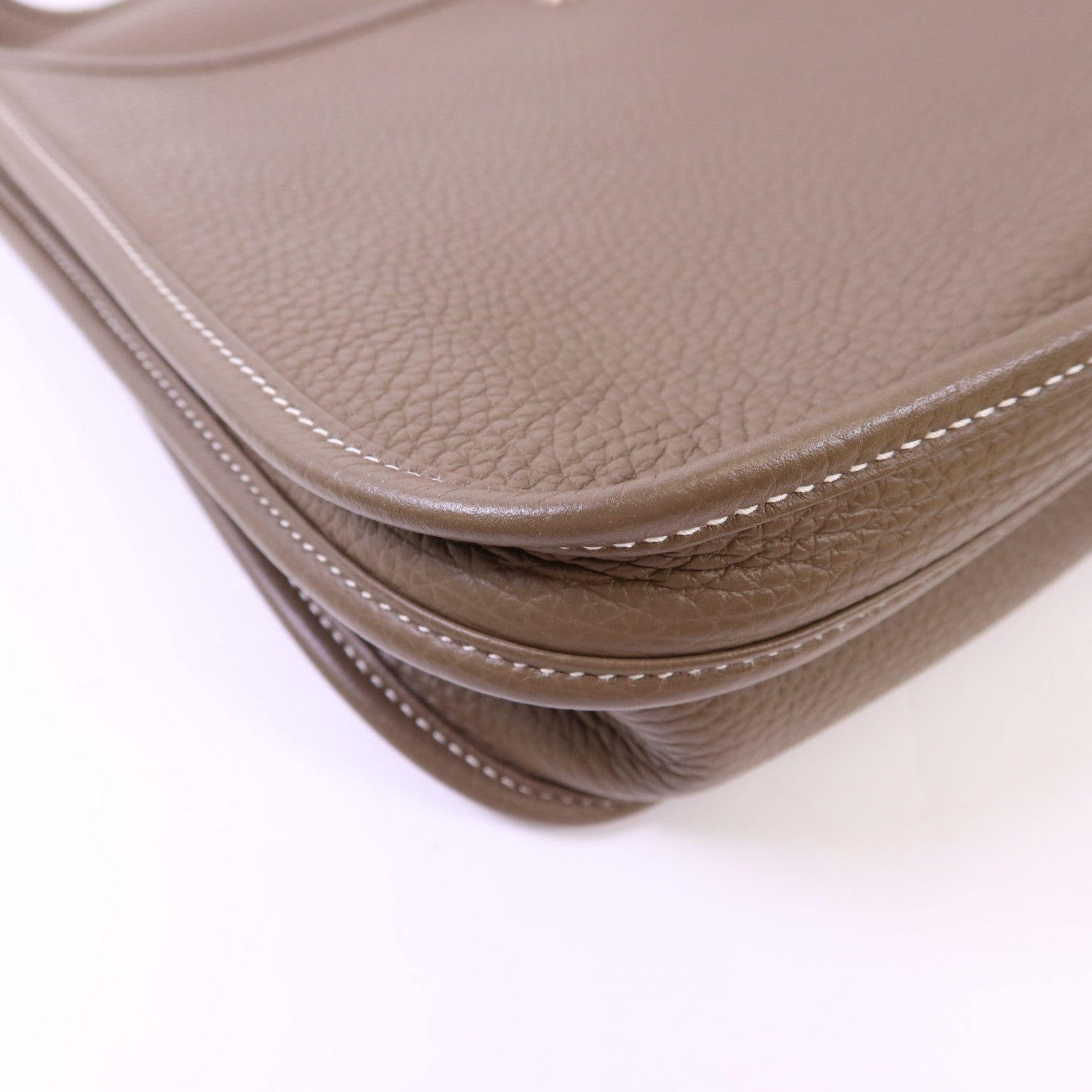 HERMES Clemence皮革Evelyne PM銀扣肩背袋