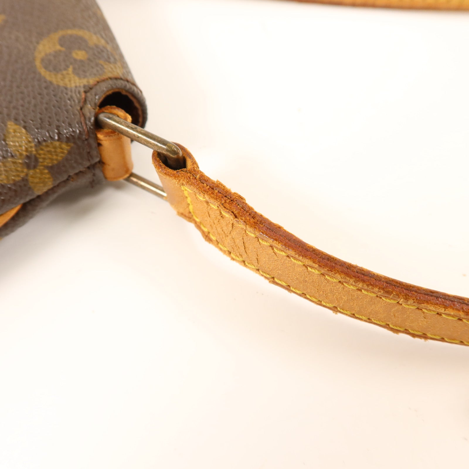 LOUIS VUITTON 【激減優惠】Monogram Musette Salsa Short金扣肩背袋