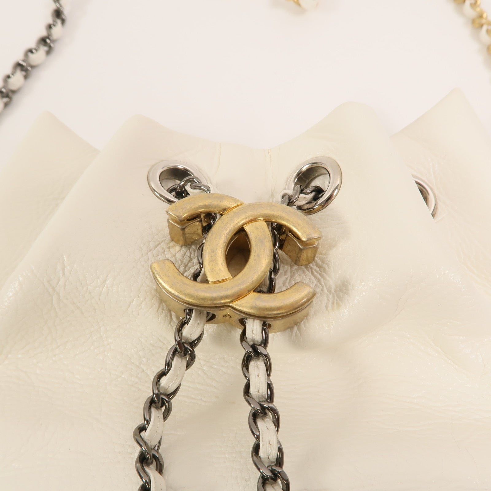 CHANEL 牛皮皮革Gabrielle Bucket鏈帶肩背袋