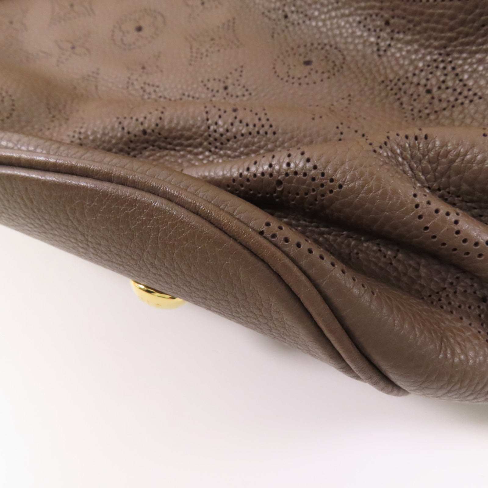 LOUIS VUITTON Mahina皮革Mahina金扣肩背袋