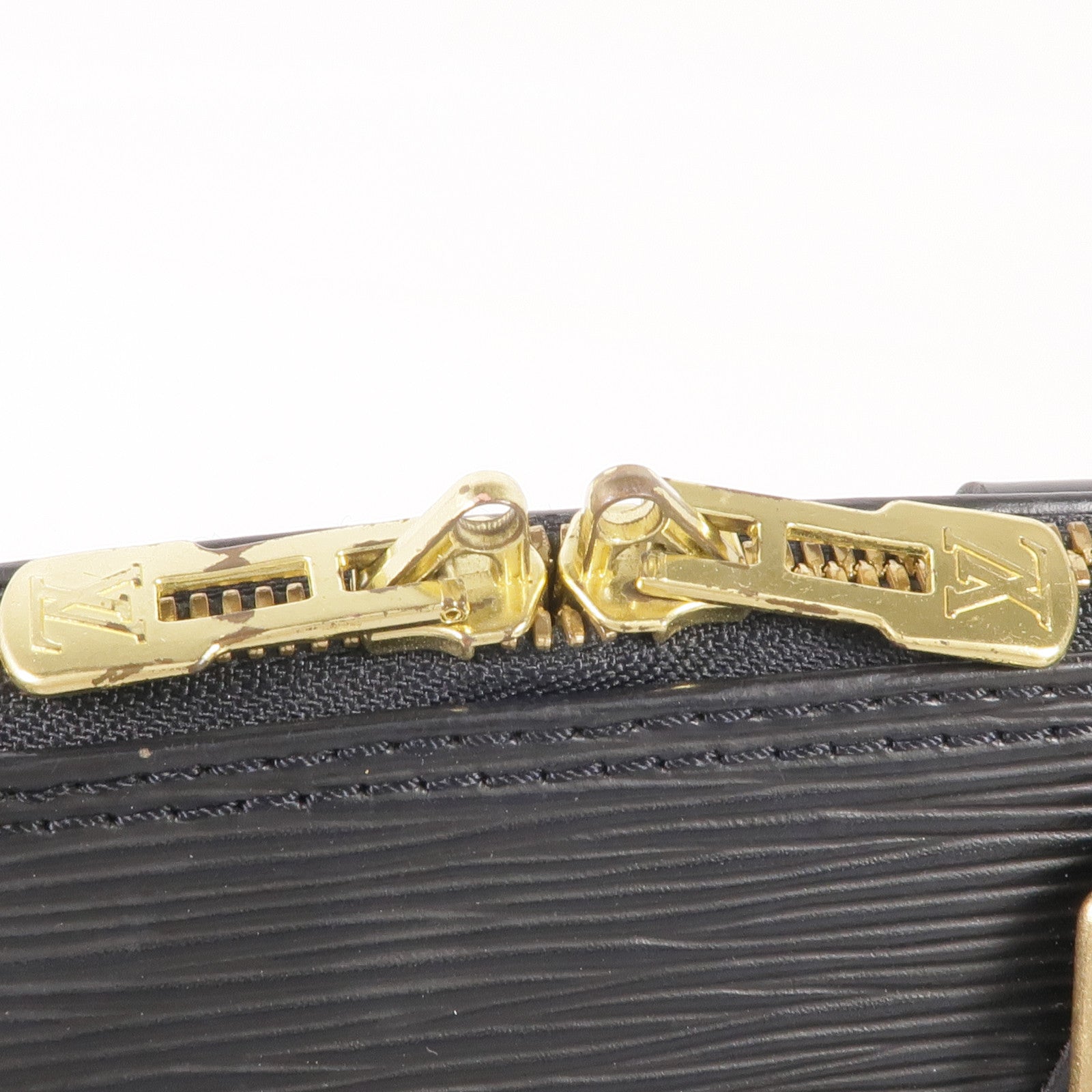 LOUIS VUITTON Epi Alma PM銀扣手挽袋