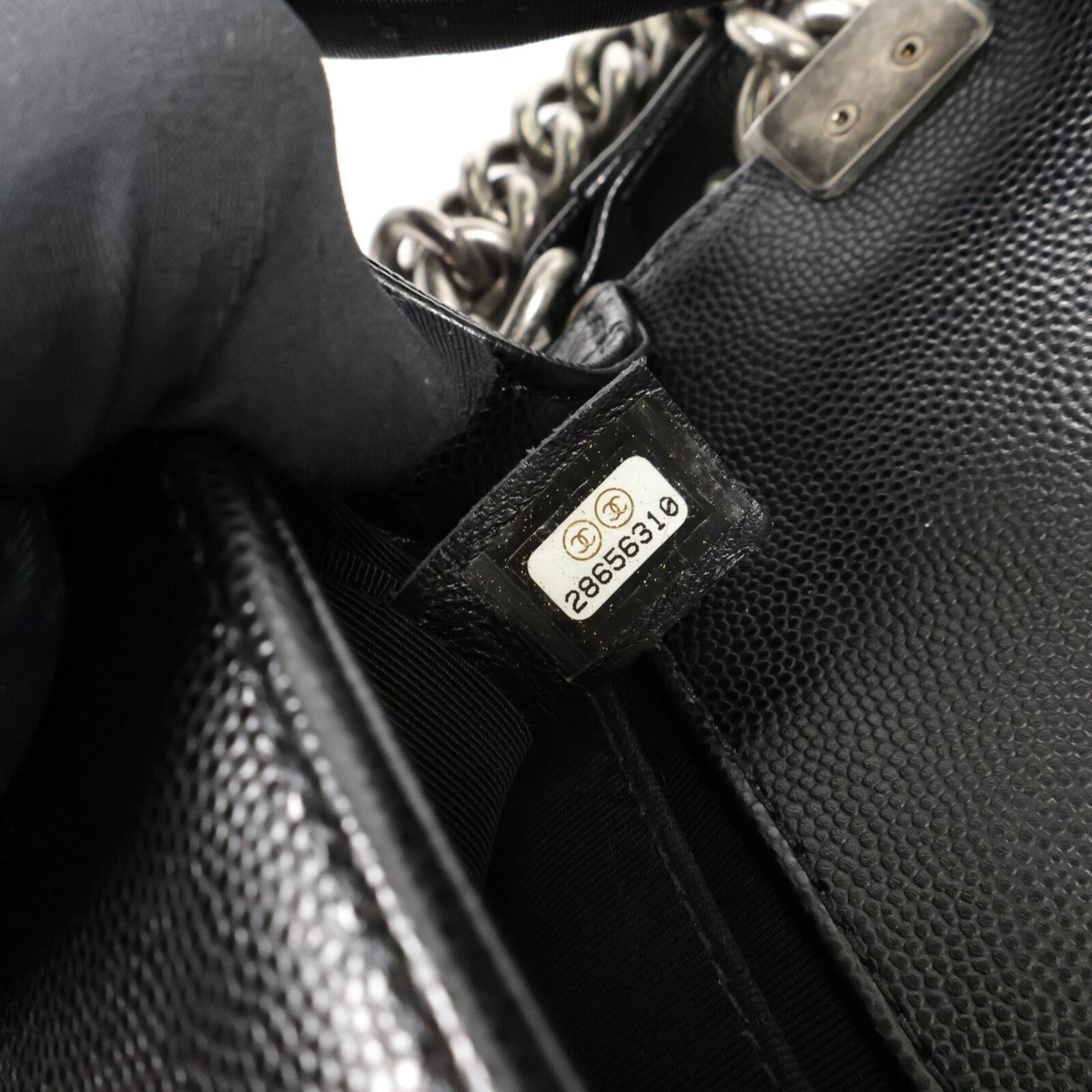 CHANEL 牛皮皮革Boy 20鏈帶肩背袋