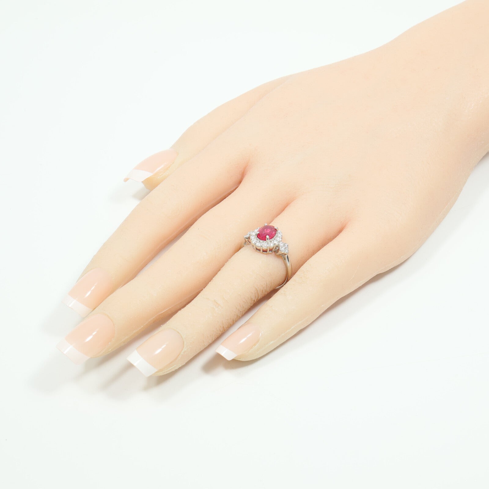 JEWELRY PT900鉑金Ruby Diamond Ring紅寶石/鑽石戒指