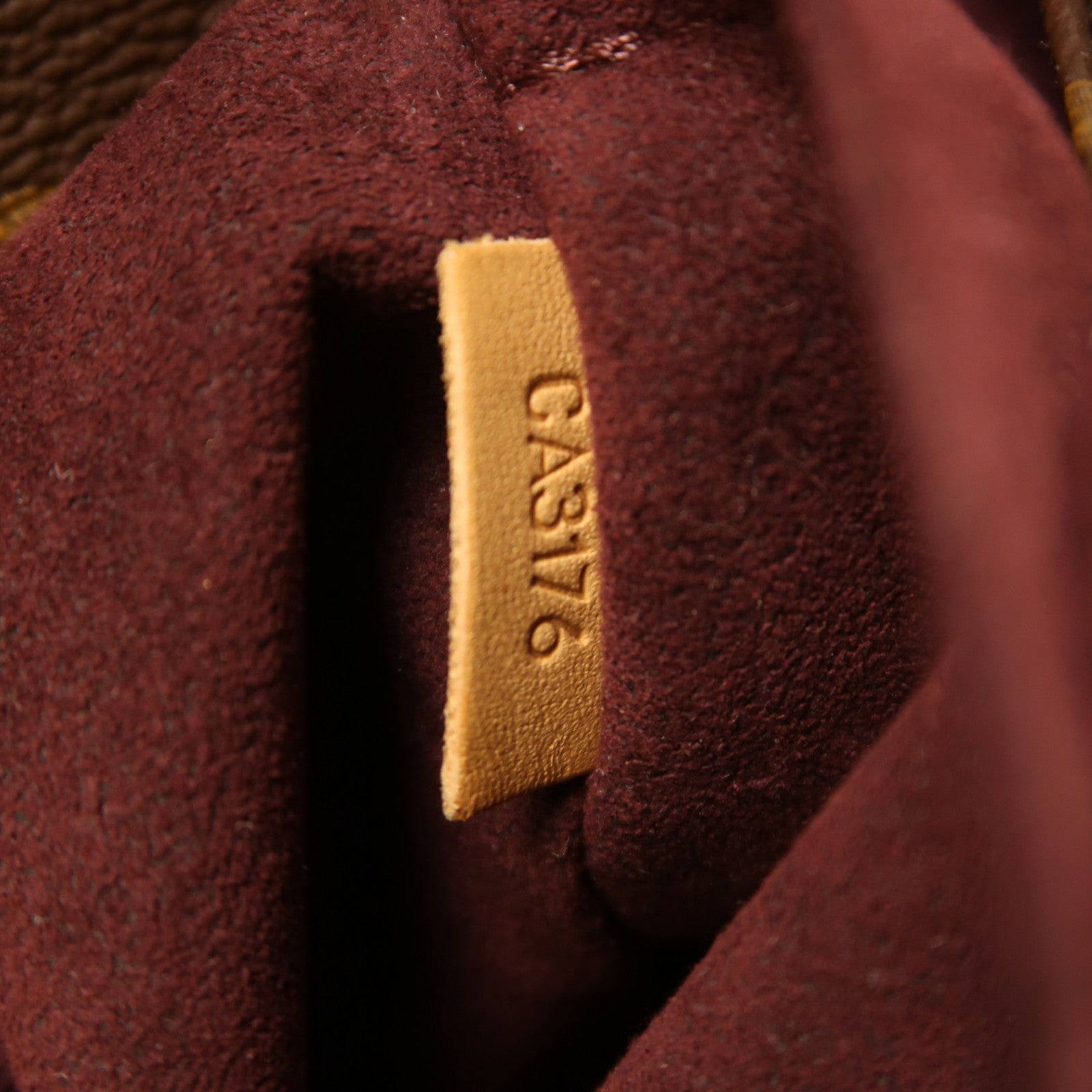 LOUIS VUITTON Monogram Montaigne BB金扣手挽肩背兩用袋棕色