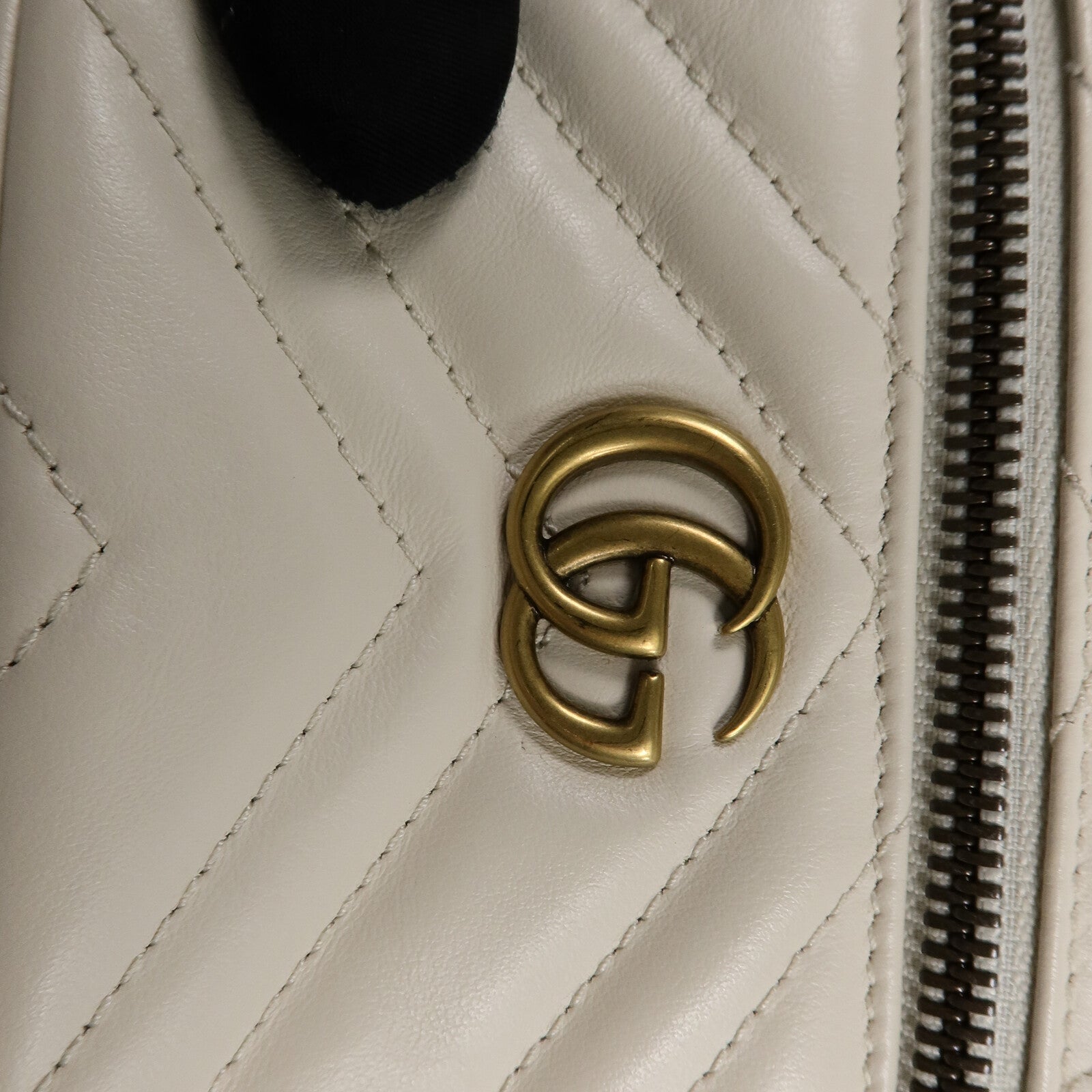 GUCCI 牛皮皮革GG Marmont鏈帶肩背袋