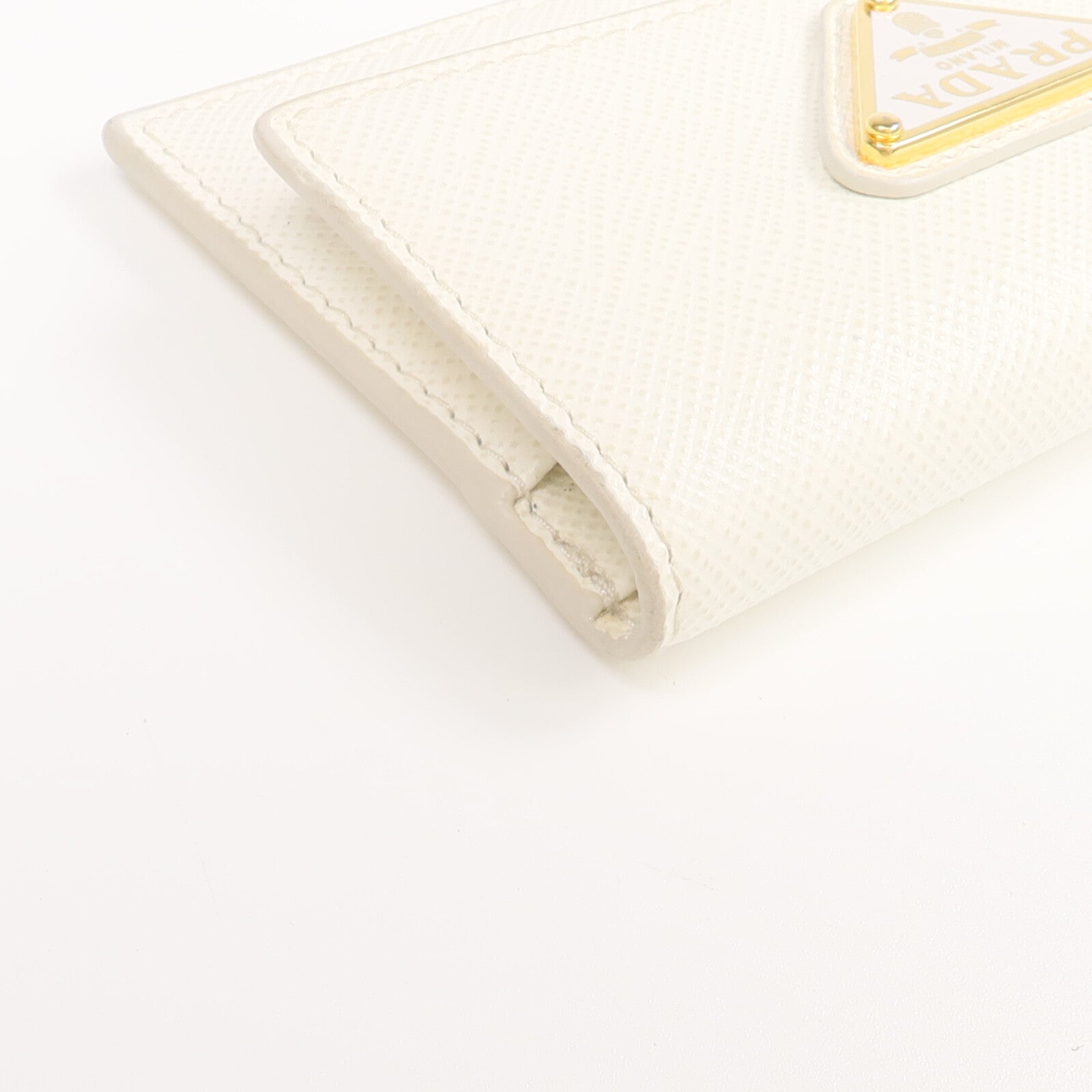 PRADA Saffiano皮革Card Case金扣卡片套