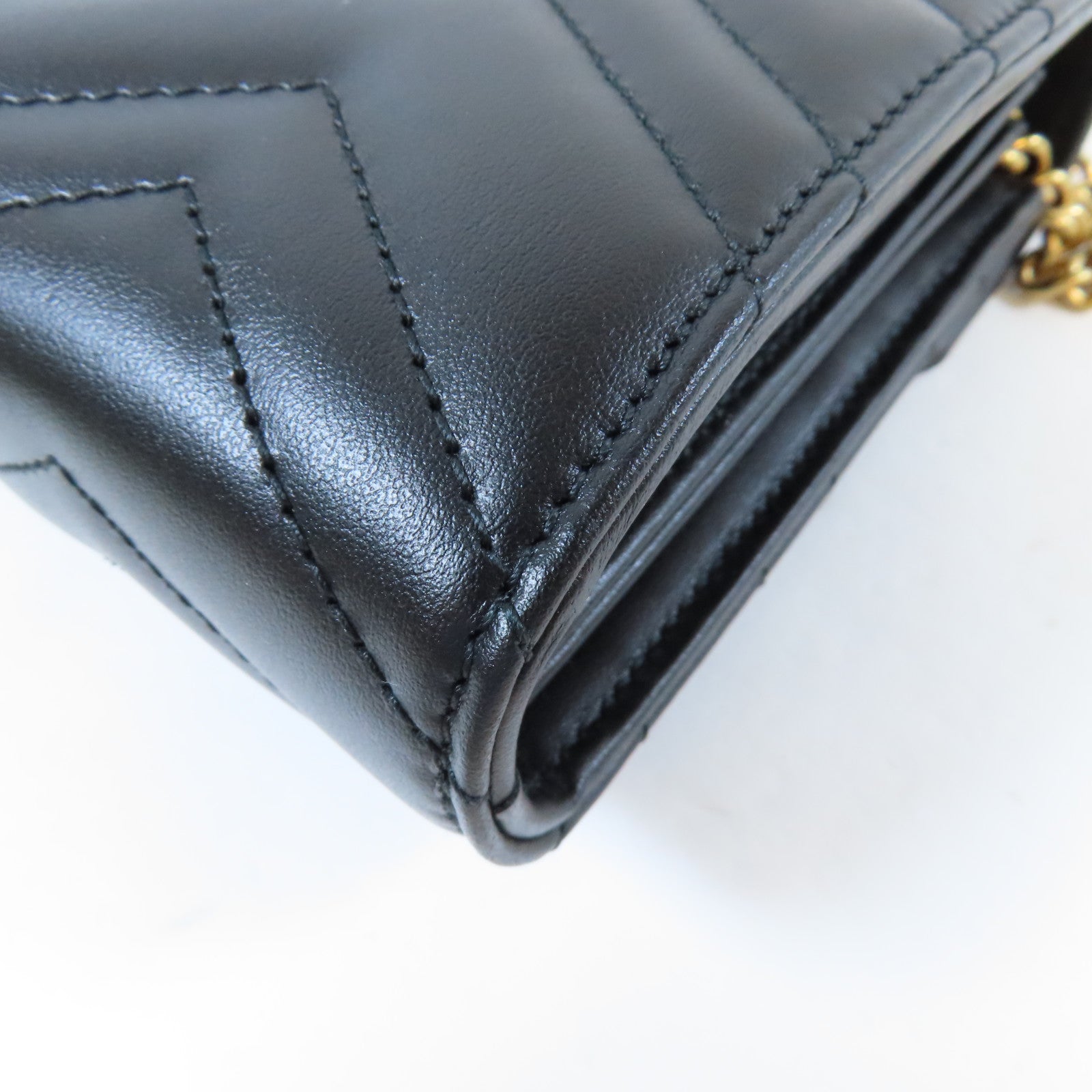 GUCCI 牛皮皮革GG Marmont Mini金扣鏈帶肩背袋黑色