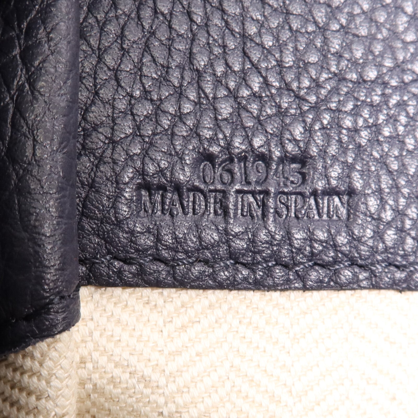 LOEWE 牛皮皮革Hammock DW Small金扣手挽肩背兩用袋