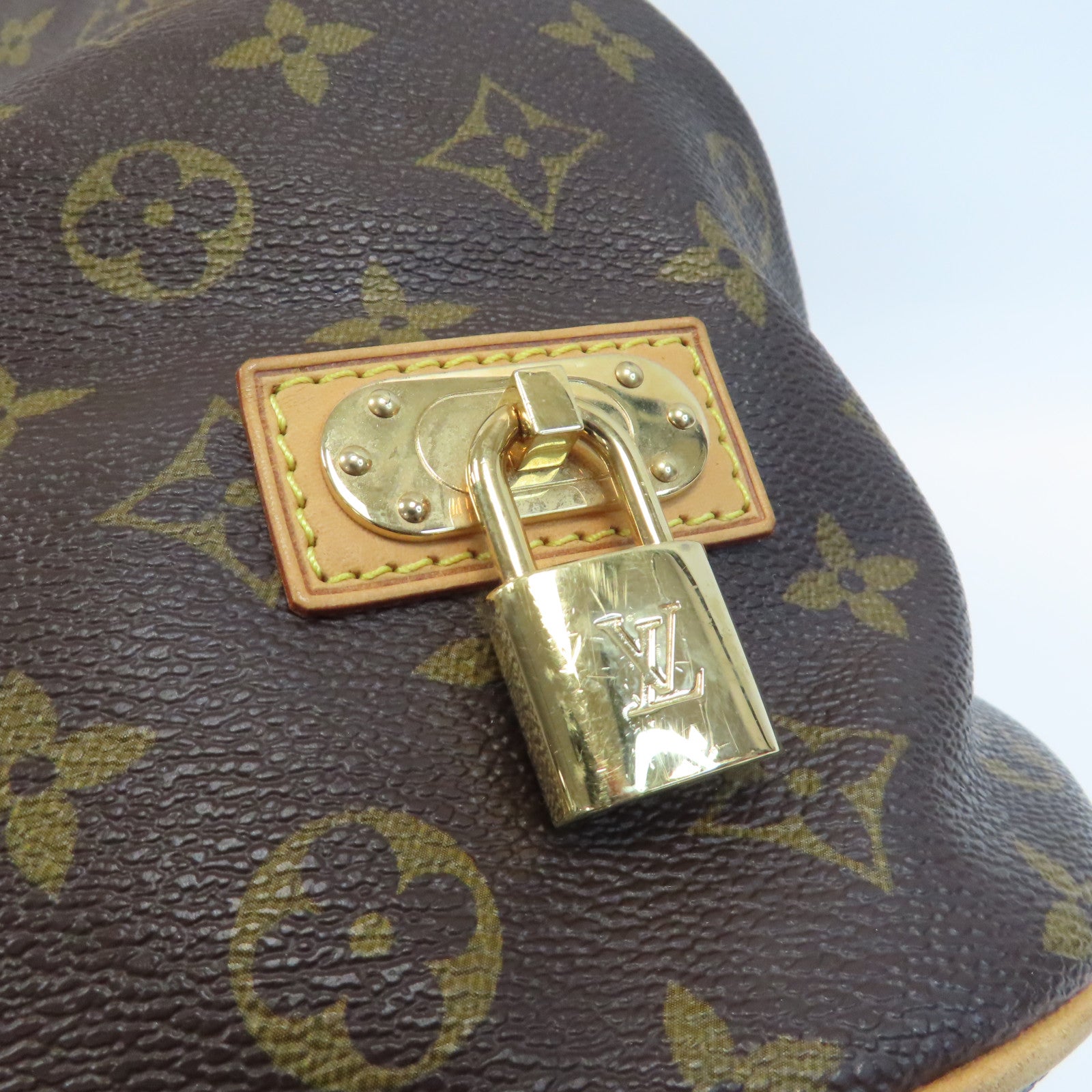 LOUIS VUITTON Monogram Neo金扣肩背袋啡色