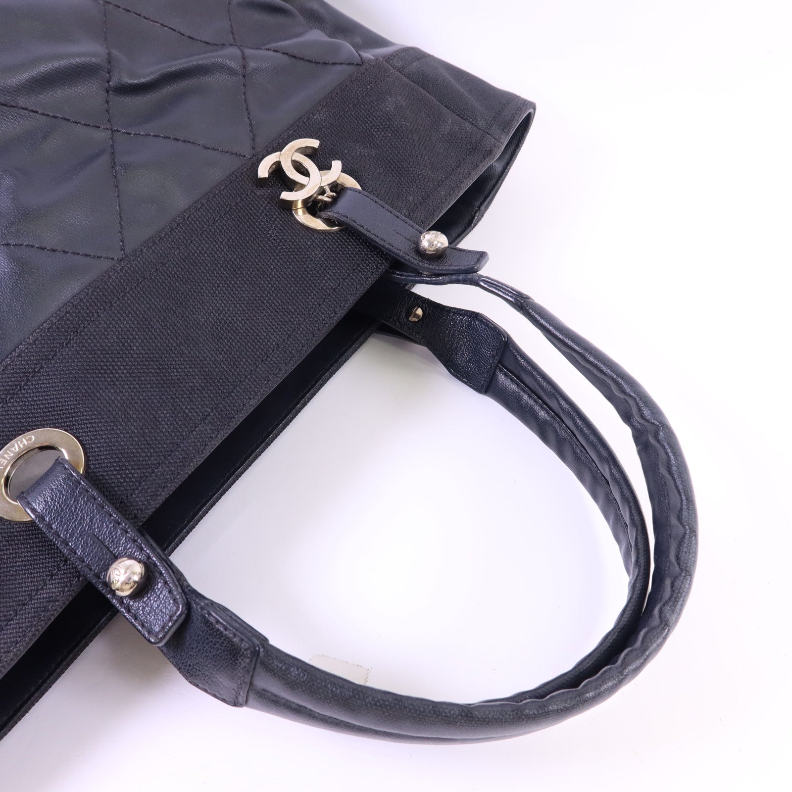 CHANEL 塗層帆布Paris Biarritz銀扣手挽袋