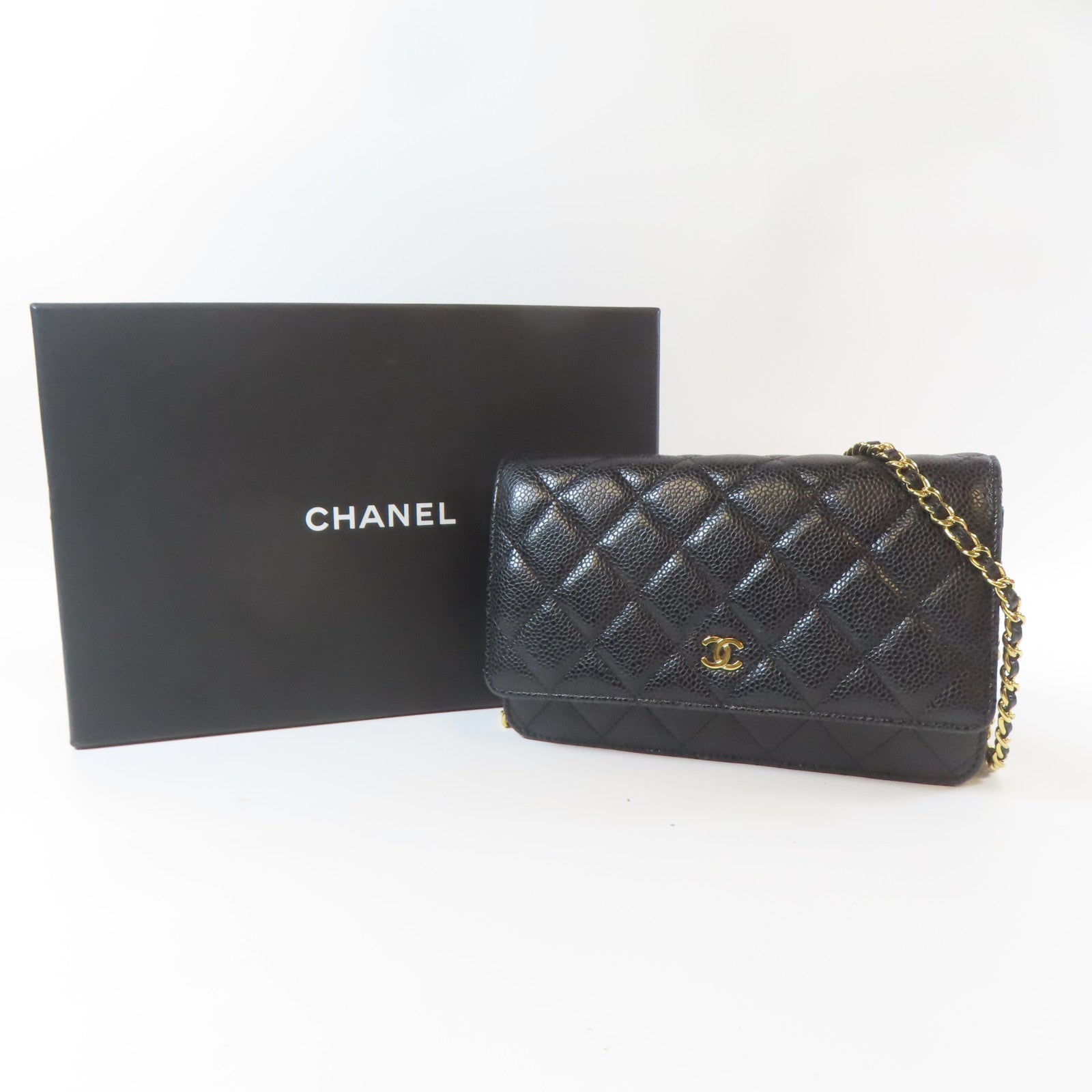 CHANEL 菱格Caviar皮革Chain Shoulder金扣鏈帶肩背袋黑色