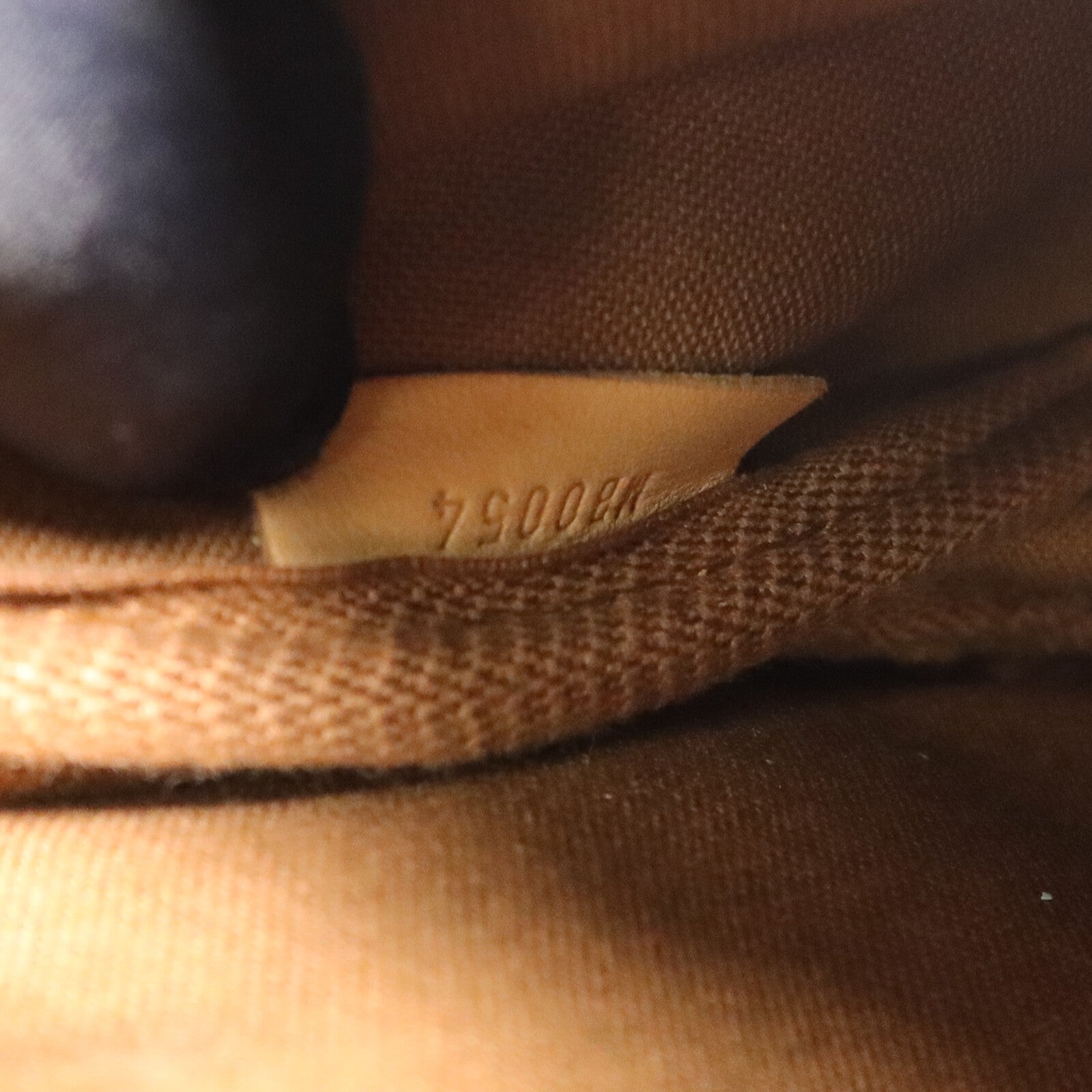 LOUIS VUITTON Monogram Saumur 30肩背袋