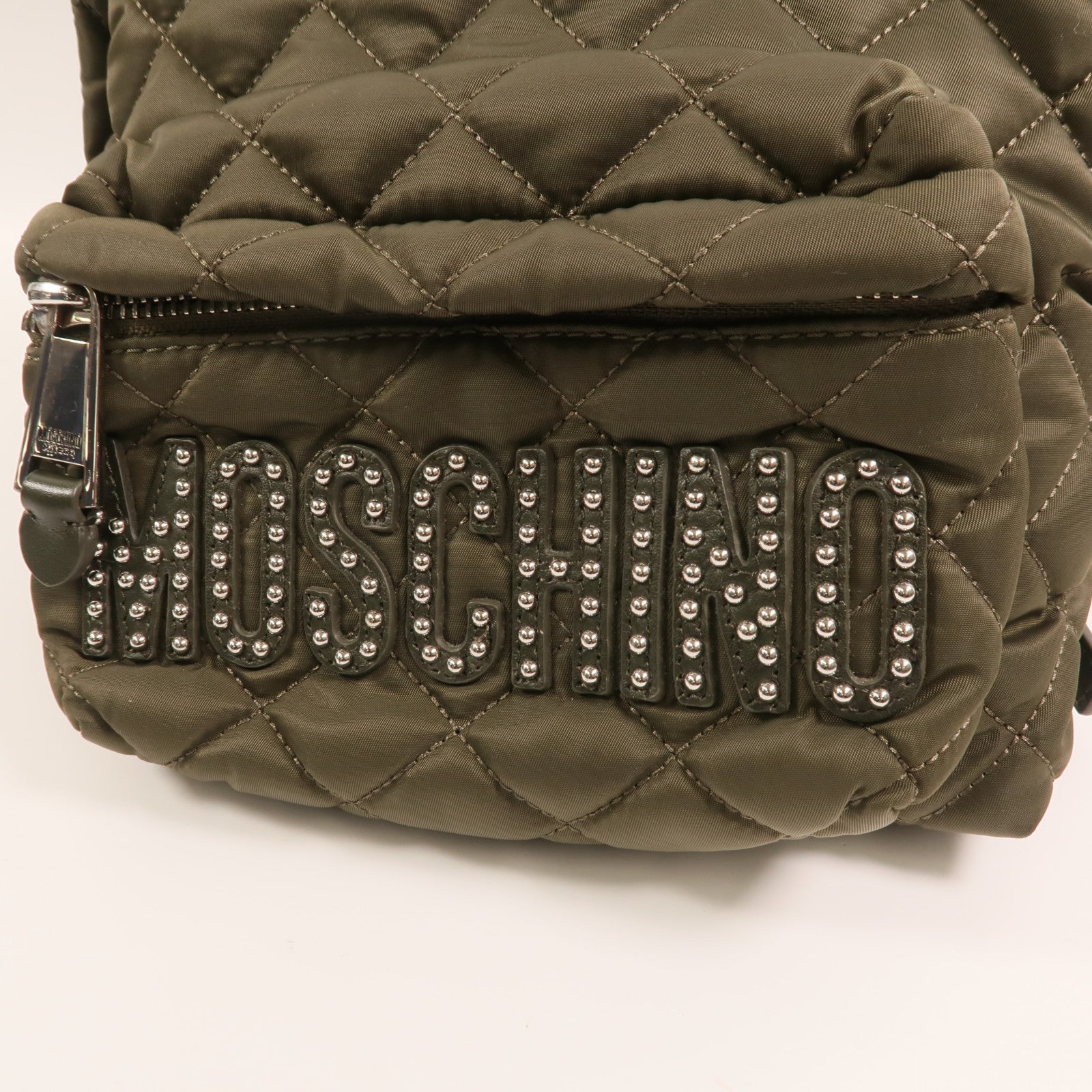 MOSCHINO 尼龍Backpack銀扣背包
