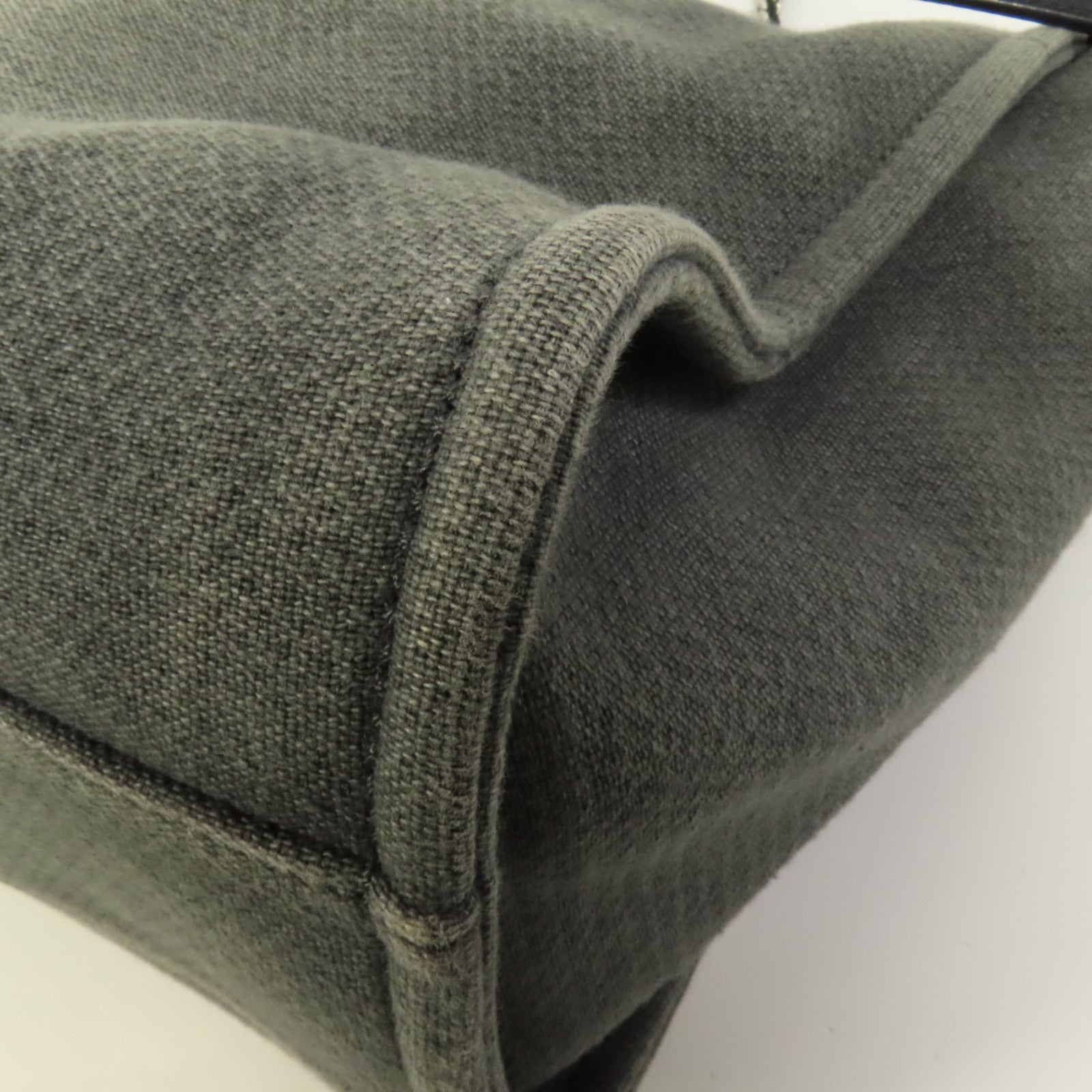 CHANEL 帆布Deauville銀扣鏈帶肩背袋