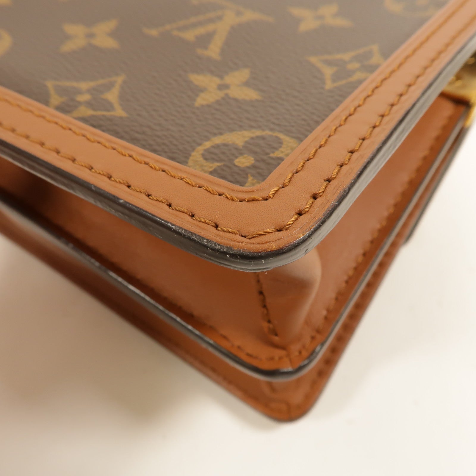 LOUIS VUITTON Monogram Reverse Mini Dauphine肩背袋