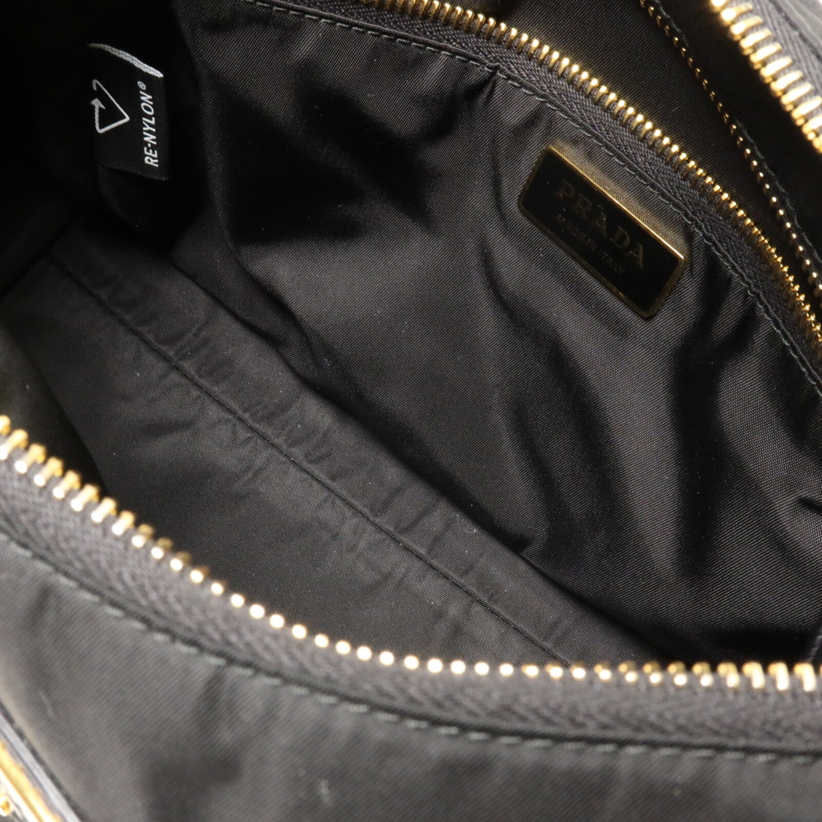 PRADA 尼龍Explore Large肩背袋
