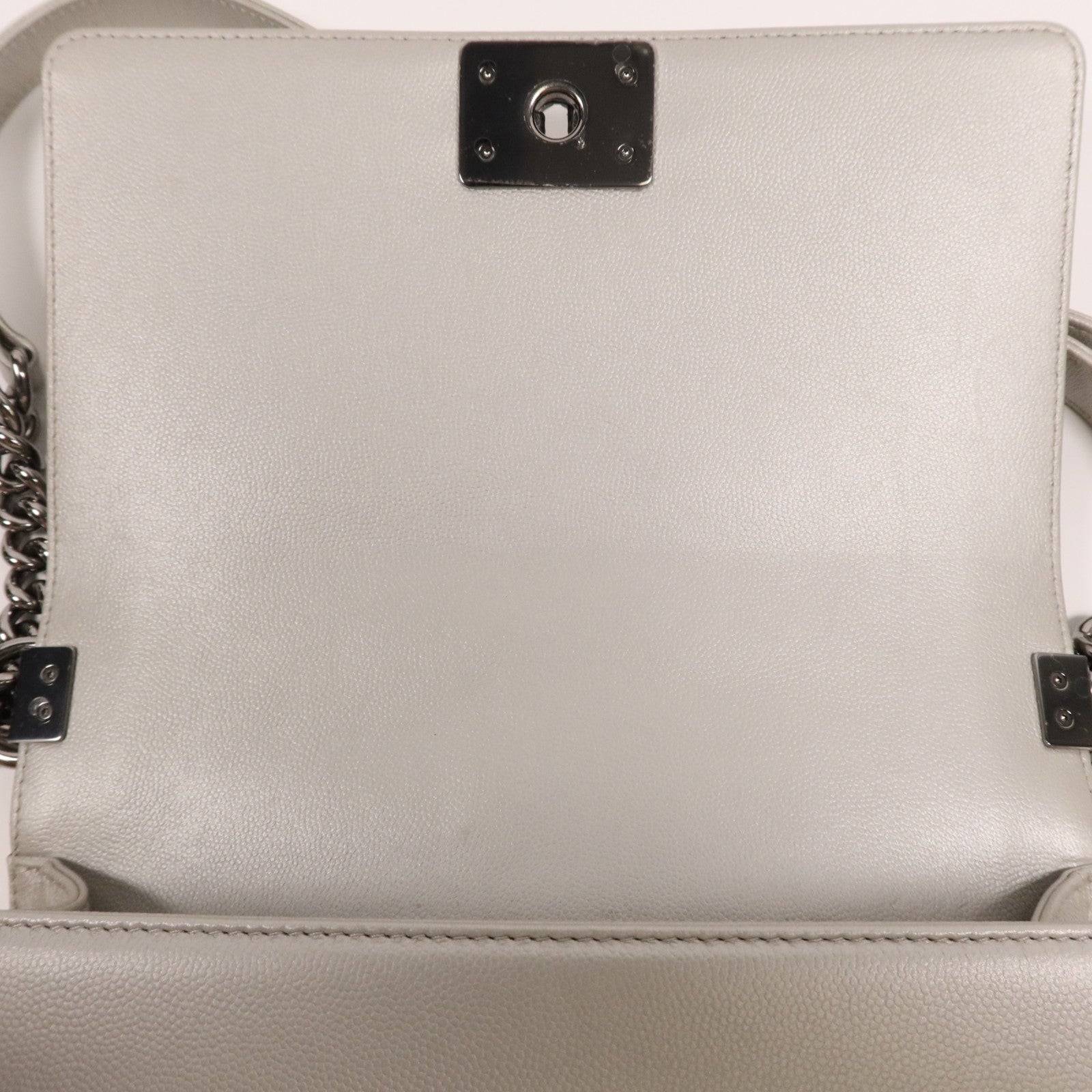 CHANEL 牛皮皮革Boy 25銀扣鏈帶肩背袋