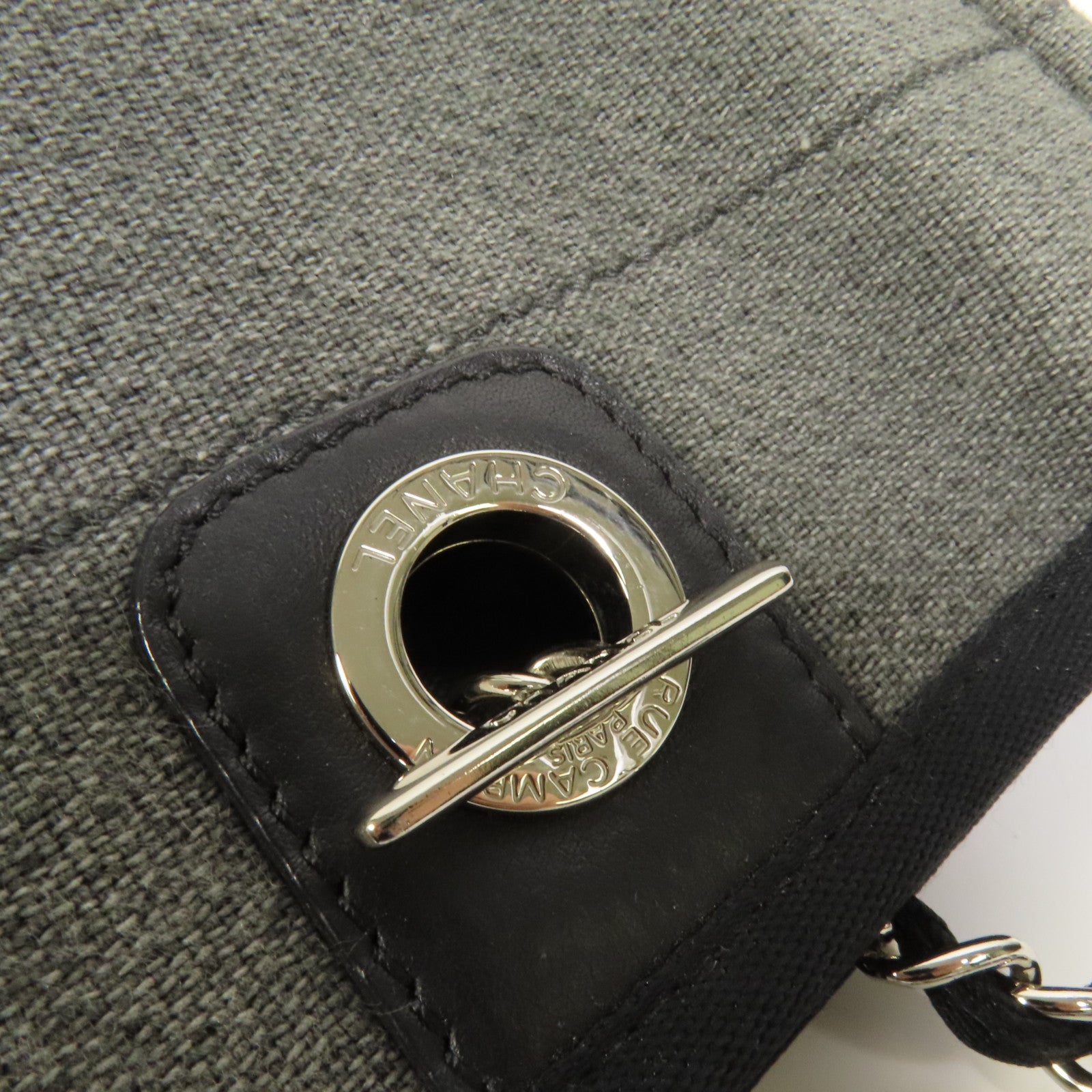 CHANEL 帆布Deauville銀扣鏈帶肩背袋