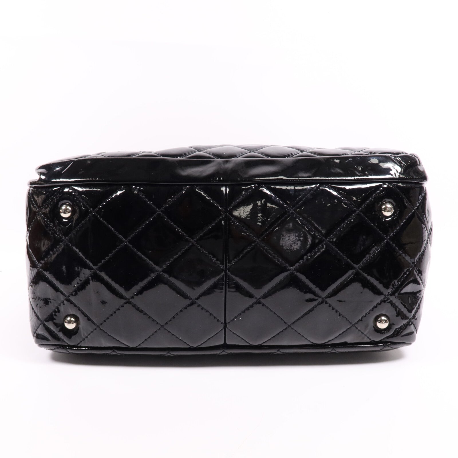 CHANEL 漆皮皮革Shoulder Bag銀扣鏈帶肩背袋