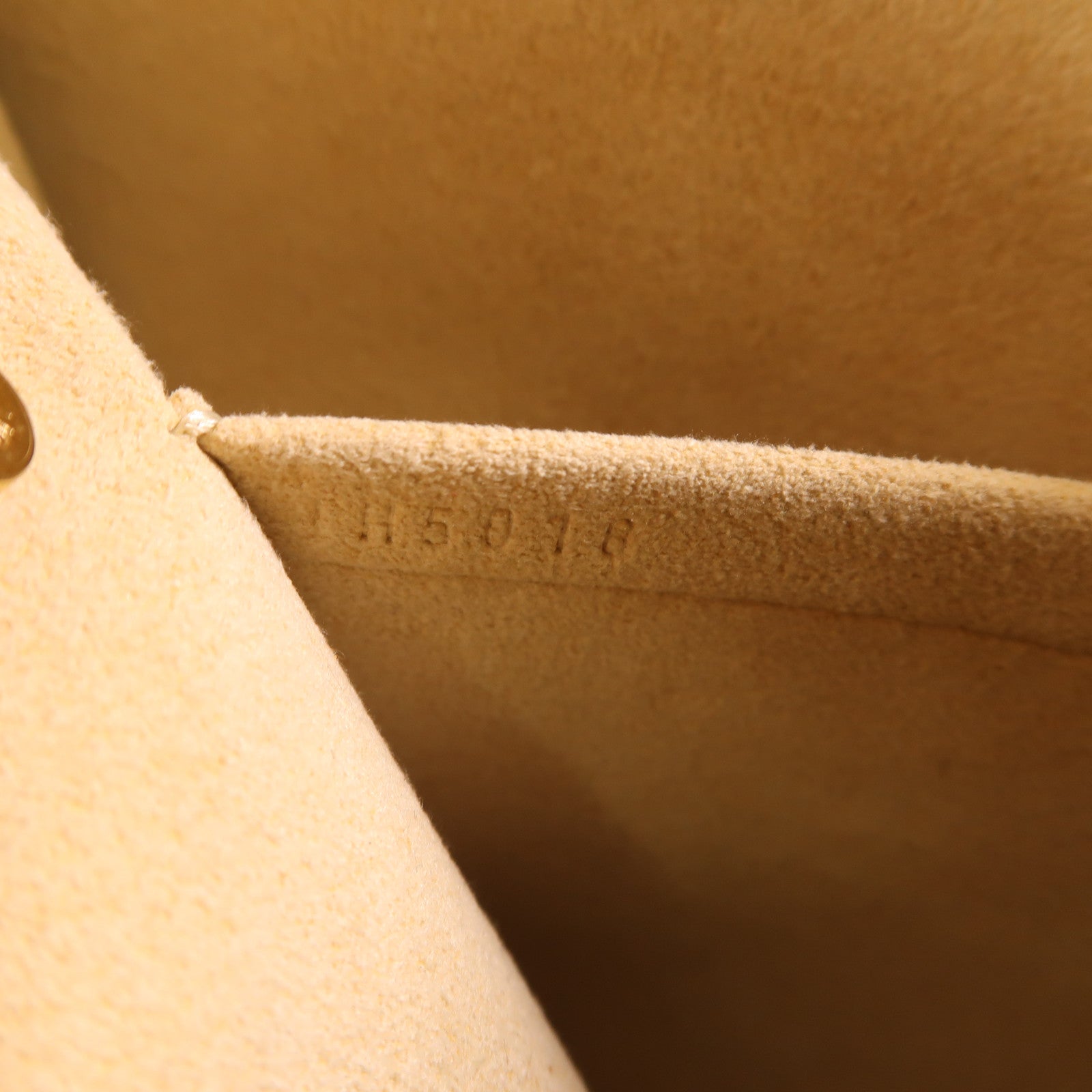 LOUIS VUITTON Monogram Etolie金扣手挽袋