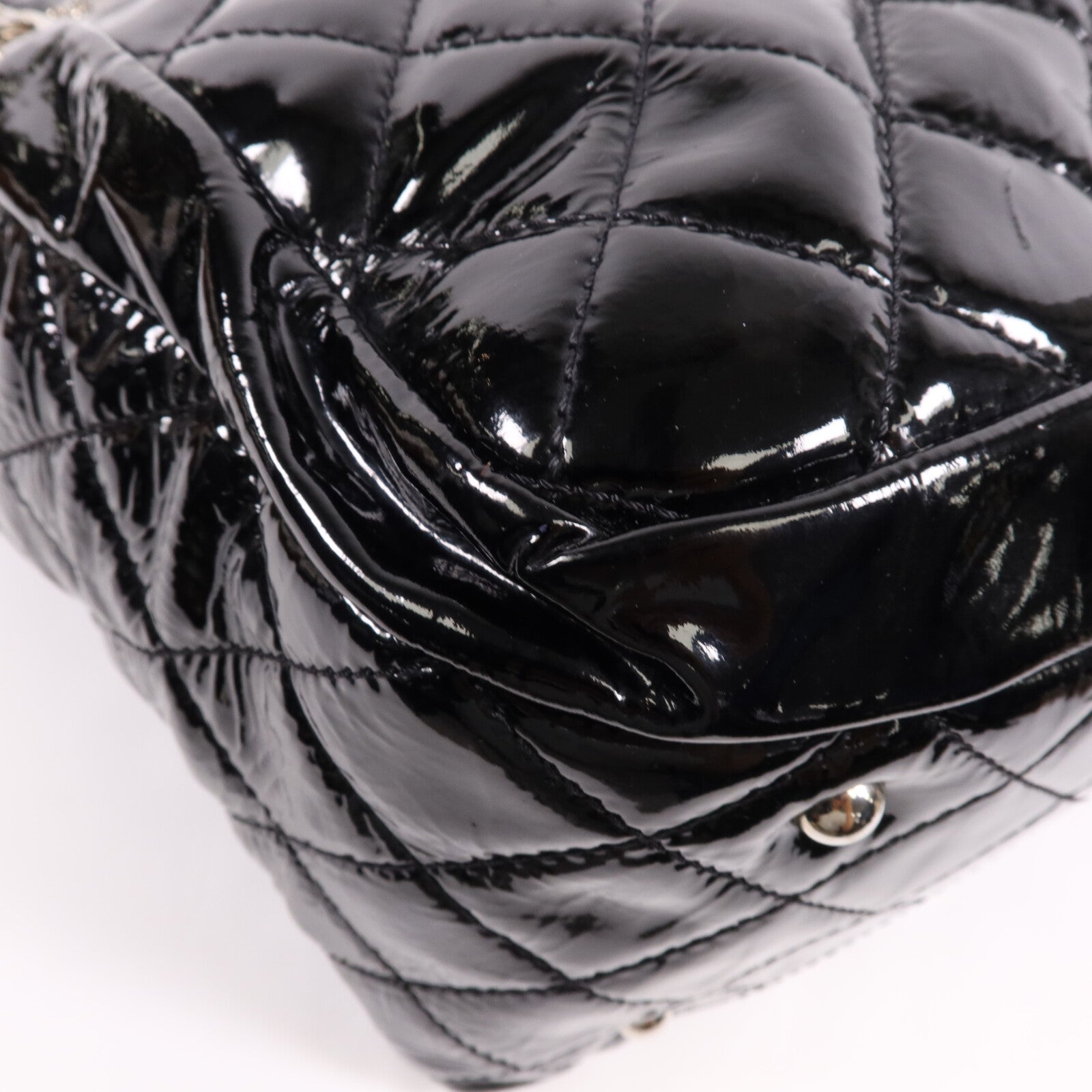 CHANEL 漆皮皮革Shoulder Bag銀扣鏈帶肩背袋