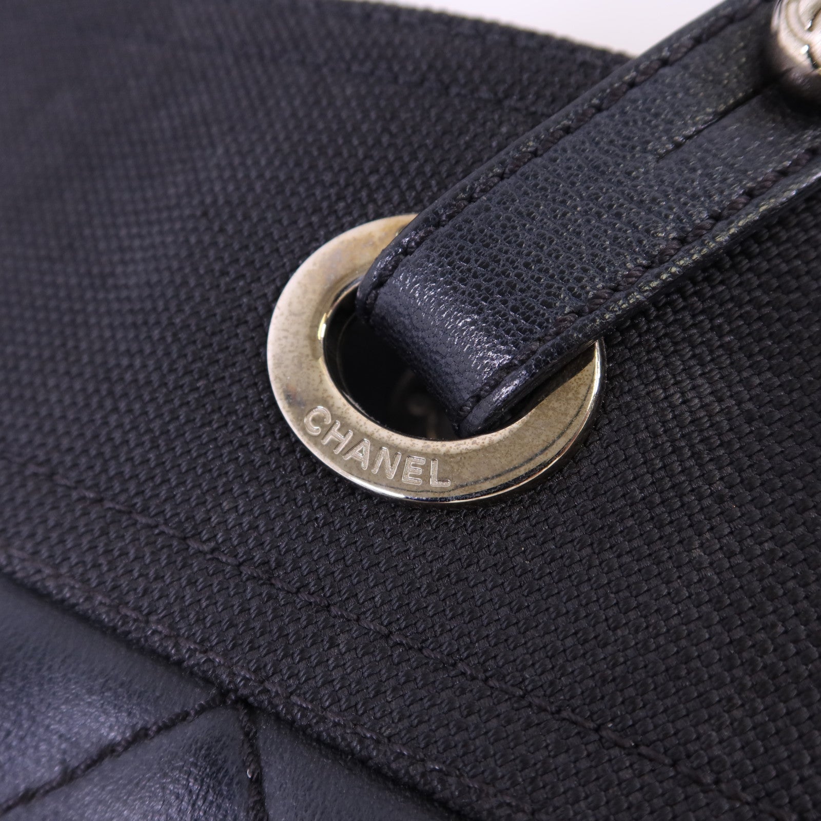 CHANEL 塗層帆布Paris Biarritz銀扣手挽袋