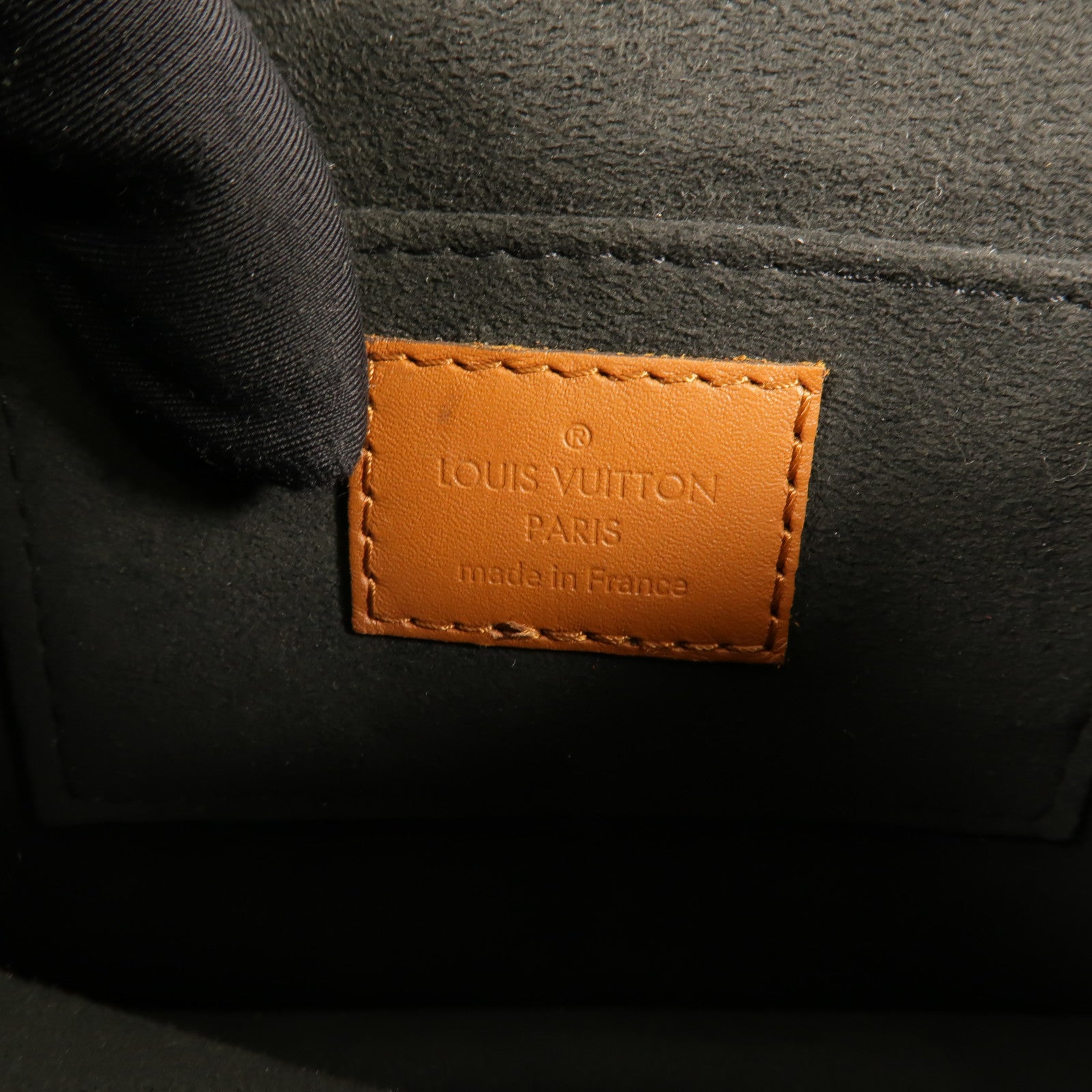 LOUIS VUITTON Monogram Reverse Mini Dauphine肩背袋