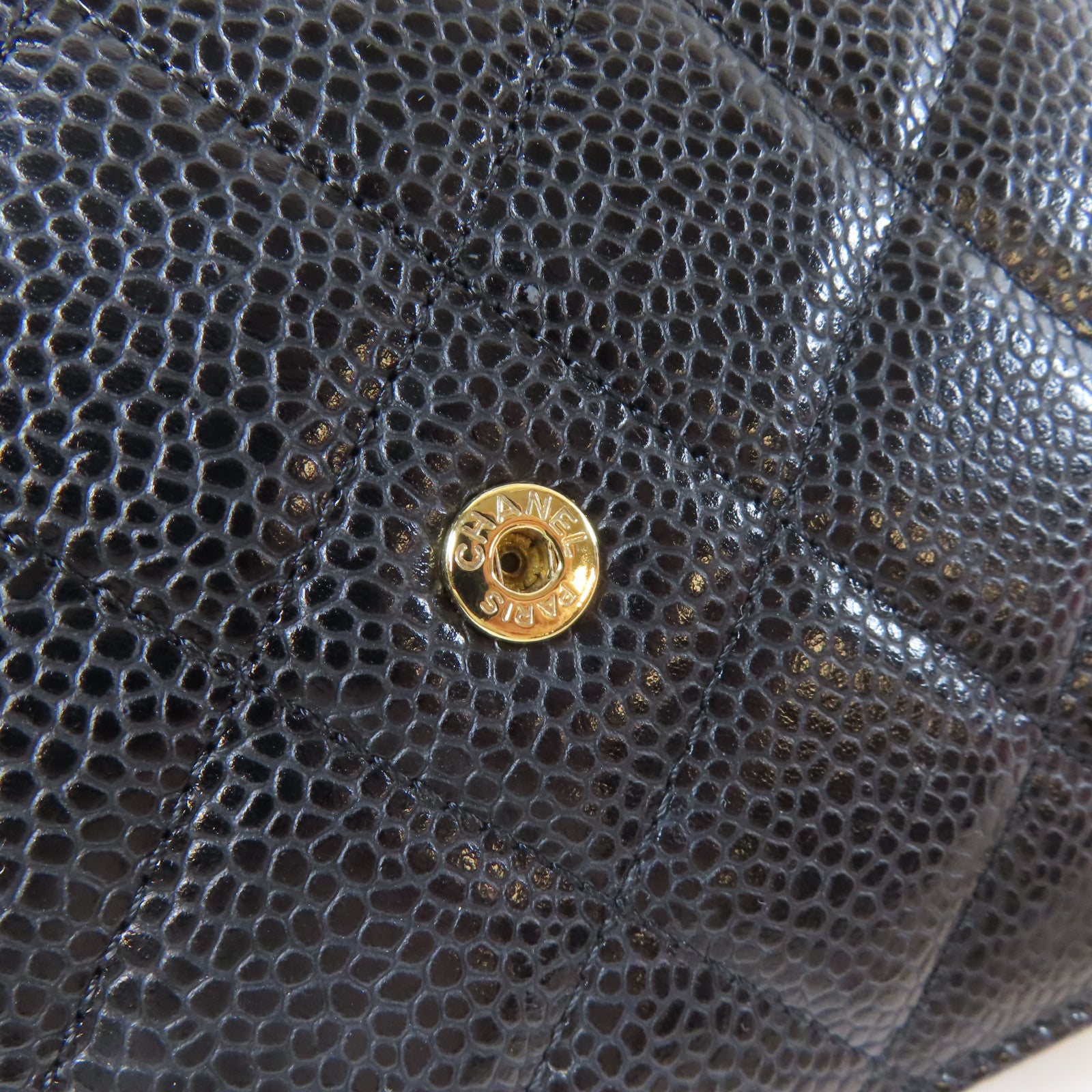 CHANEL 菱格Caviar皮革Chain Shoulder金扣鏈帶肩背袋黑色