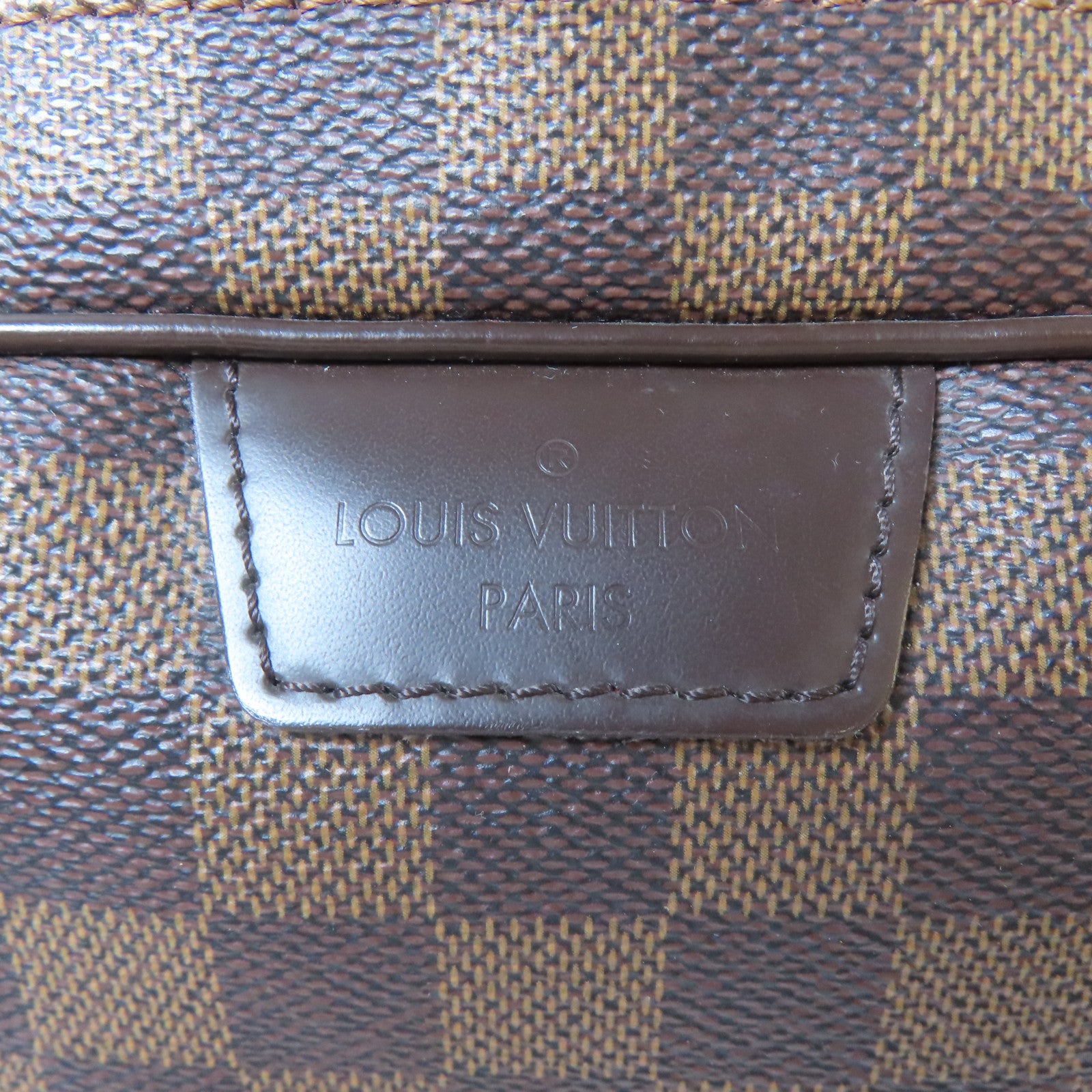 LOUIS VUITTON Damier Livington金扣肩背袋啡色